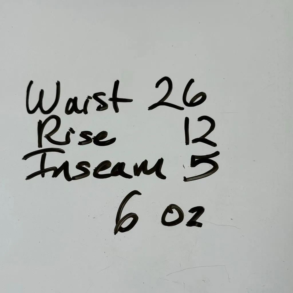 Lole Women’s high rise momentum sport short size X small NWOT - Image 4