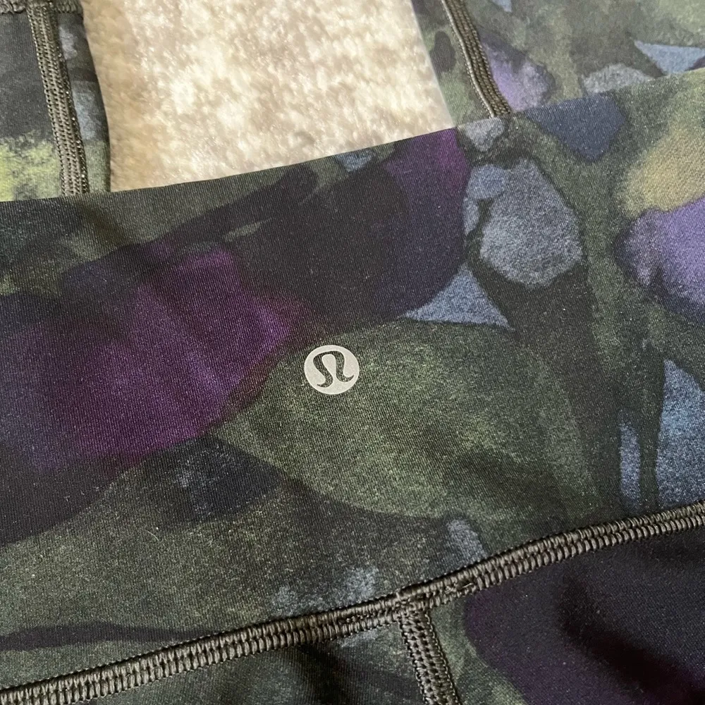Lululemon Wunder Under Crop (Hi-Rise) (Full-On Luxtreme 21") - Image 3