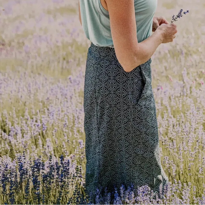 Rip Skirt Length 3
BLACK PEARL BATIK M Gray Size M - Image 3