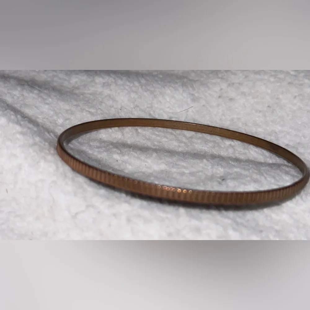 Copper Tone Bangle Bracelet NWT Brown - Image 4