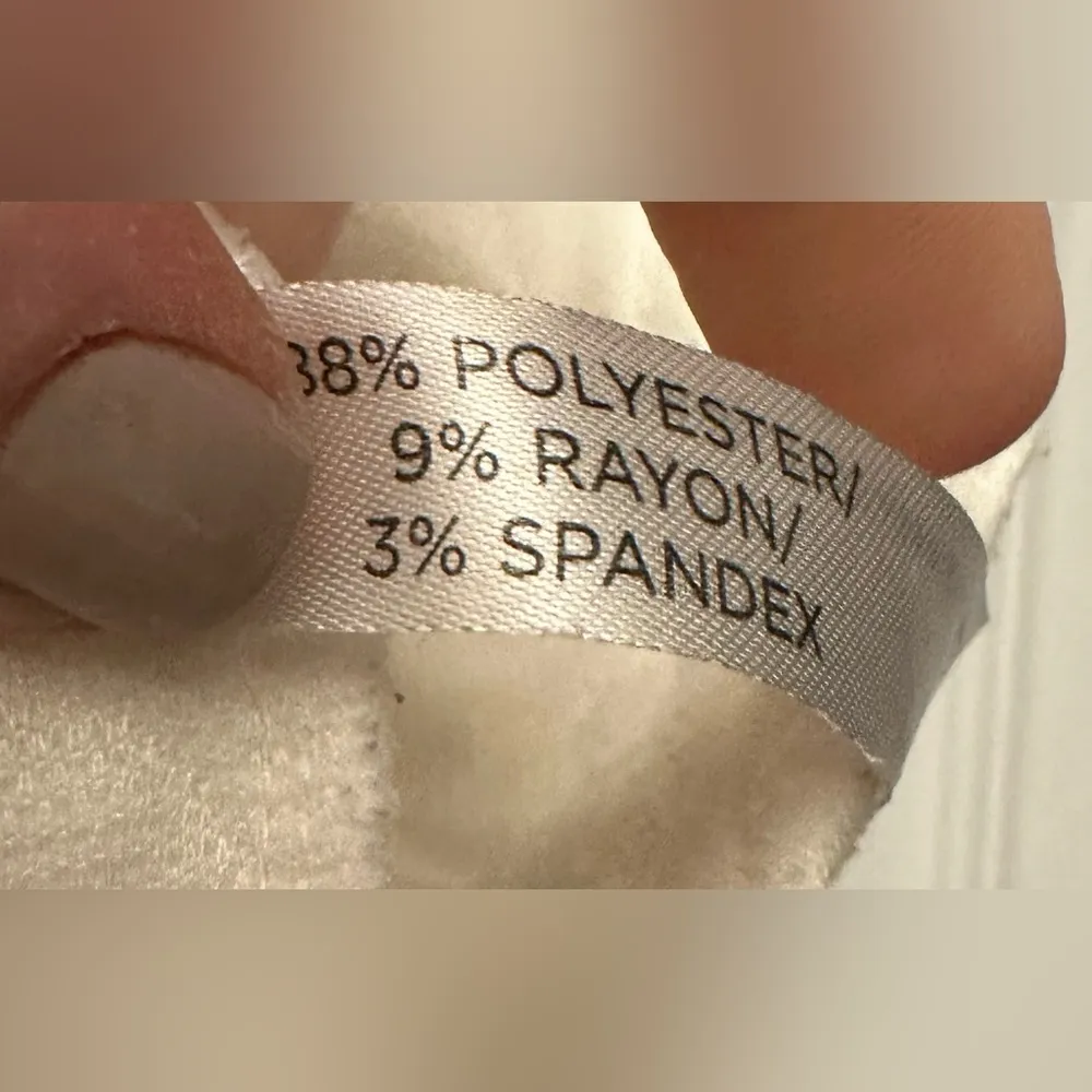 Tuckernuck Tnuck Sport White Funnel Ally Swing Sweatshirt (XS/S) - Image 5