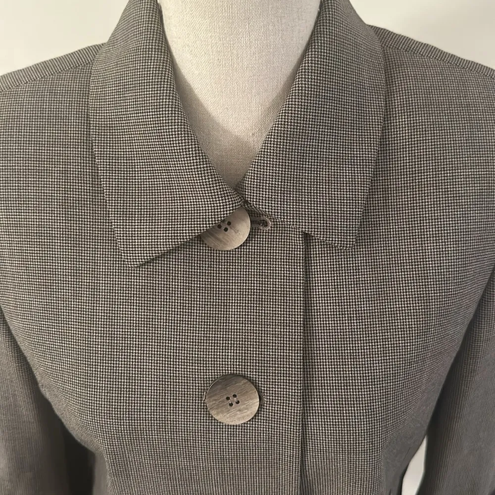 TAHARI Arthur S. Levine Oversized Button Blazer Size 8 - Image 2