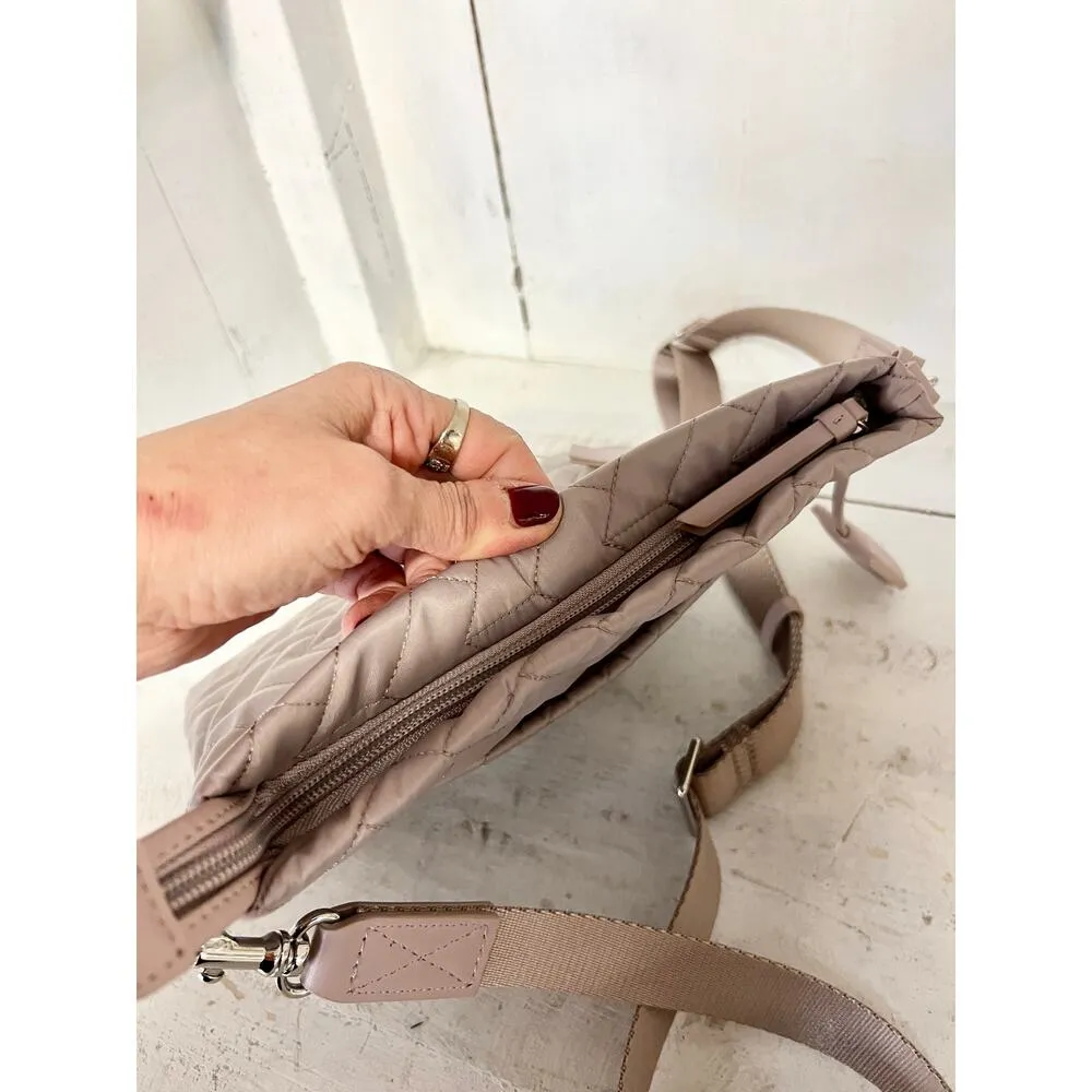 NWOT Radley London Finsbury Park Quilt Small Ziptop Adjustable Crossbody Bag - Image 5