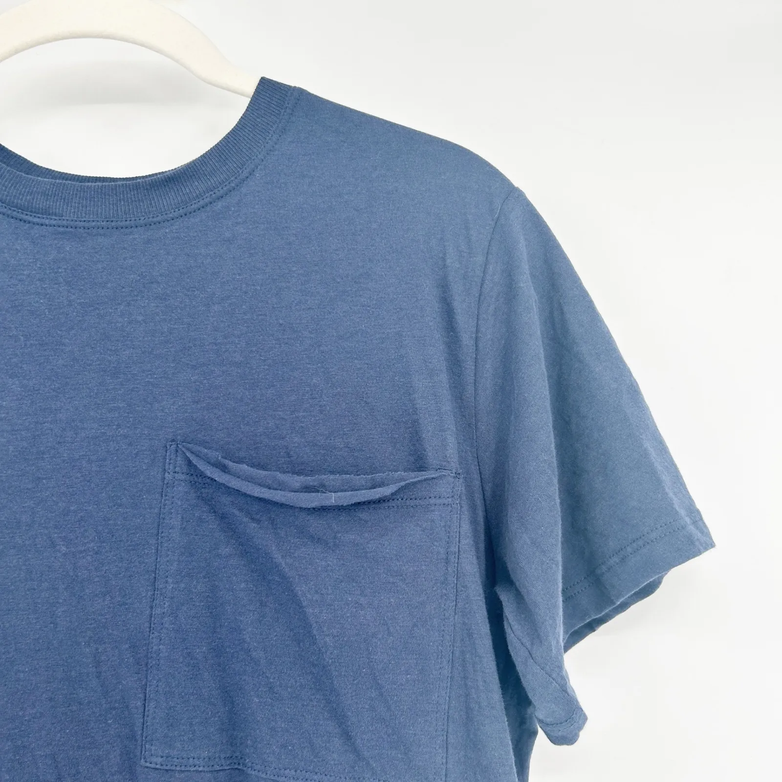 NWT LUNYA Womens Minimalist Organic Pima Cotton Pocket Tee T - Image 3