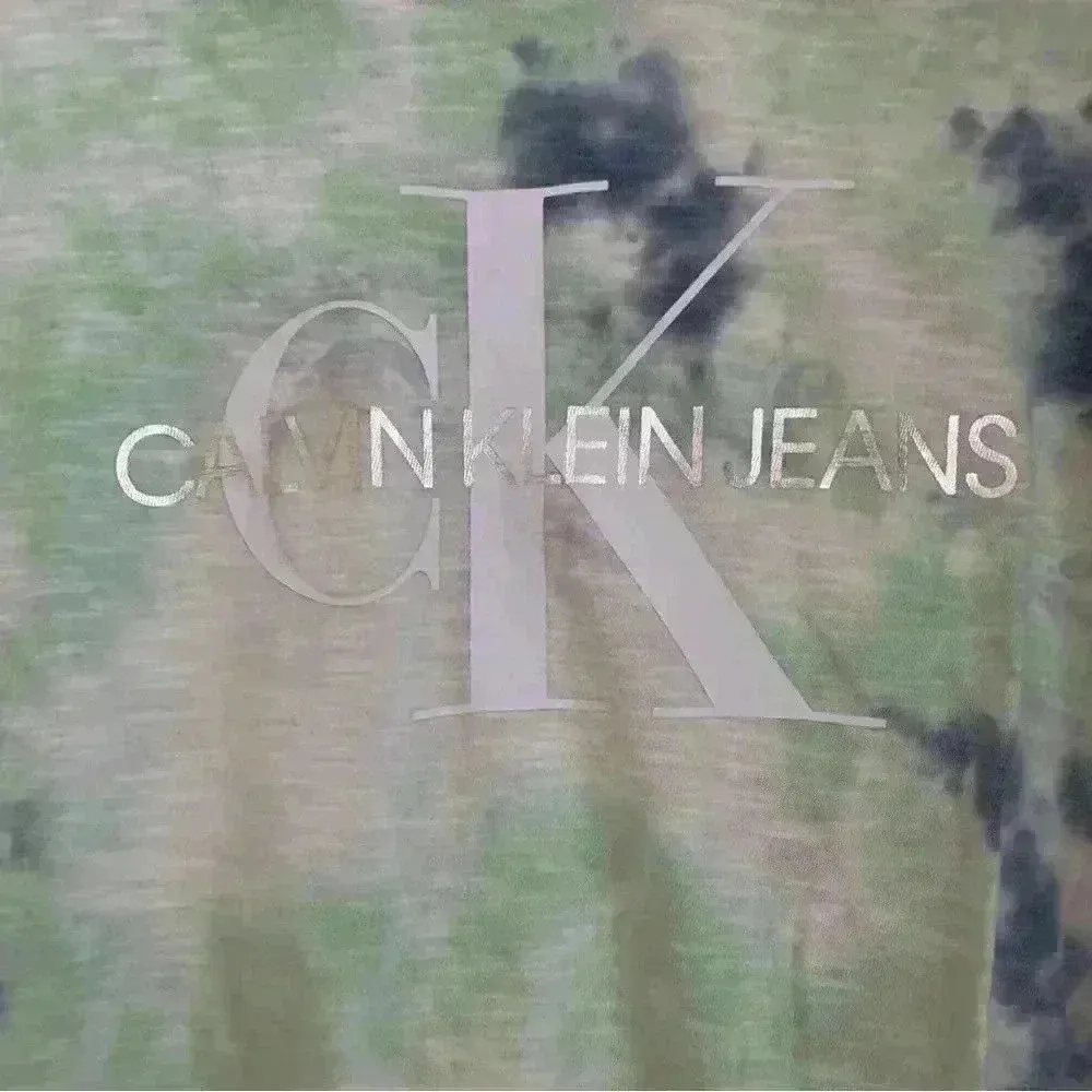 Calvin Klein - Image 2