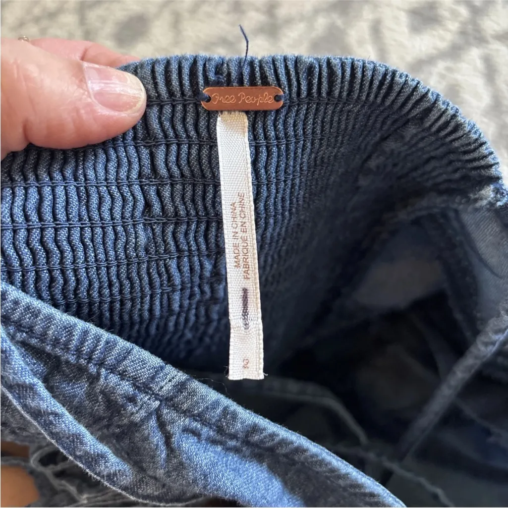 Free People Brittany Denim Jumpsuit Blue Tie Straps Button Casual Wide Leg Sz 2 - Image 8