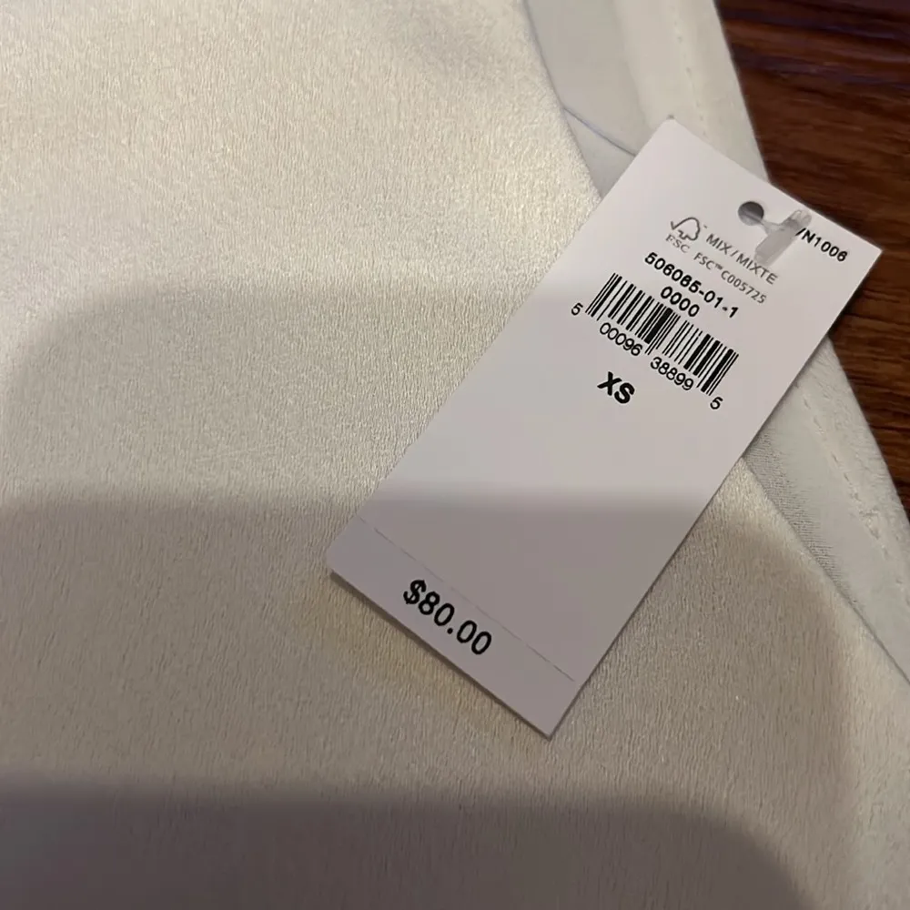 Nwt LILI SATIN TOP - Image 7