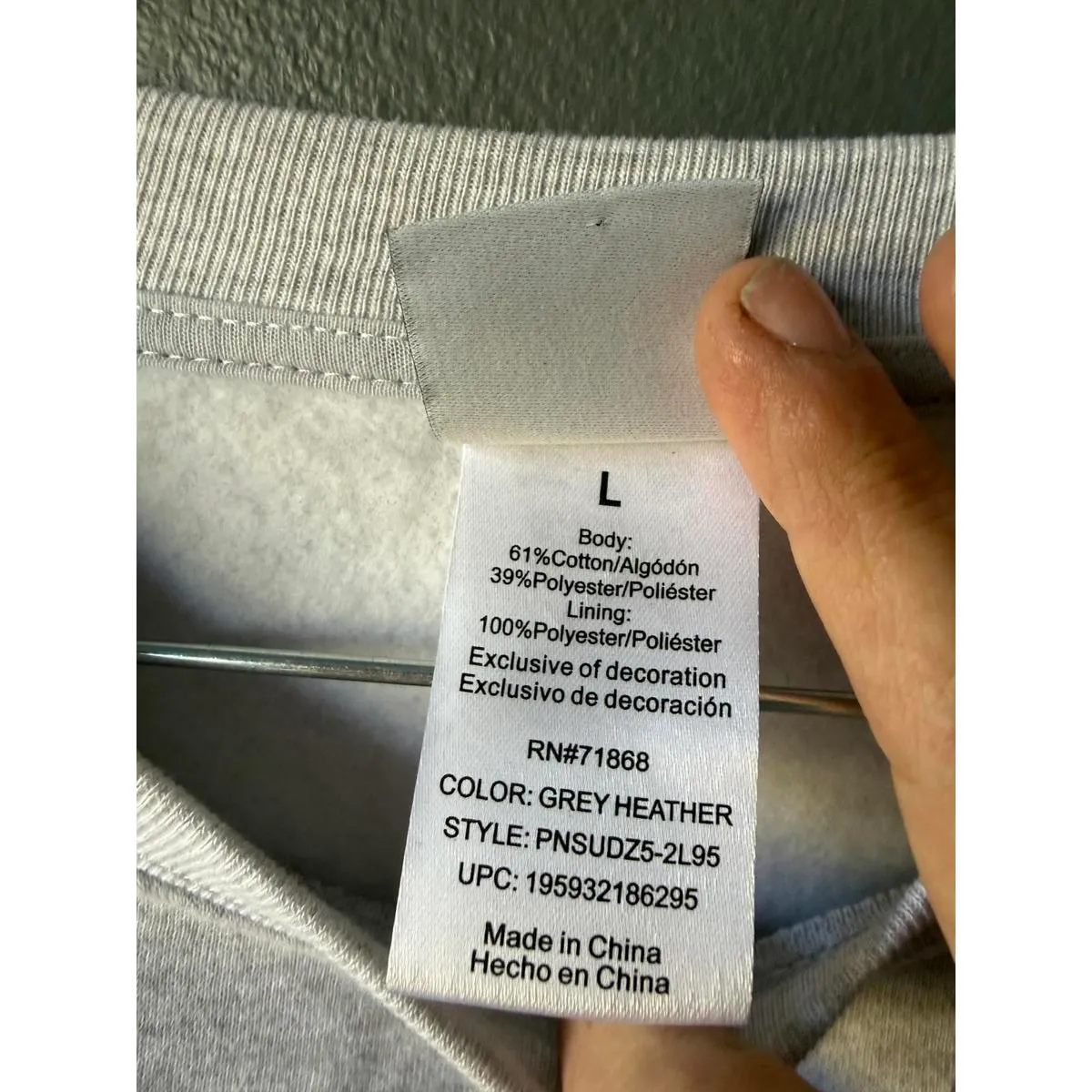 Peanuts Holiday Sweatshirt Size Large Lights Up! Gray - Image 7