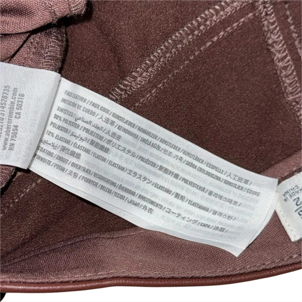 Abercrombie & Fitch Faux Leather Pants Women's 26 / 2 90s Straight Red Brown - Image 4