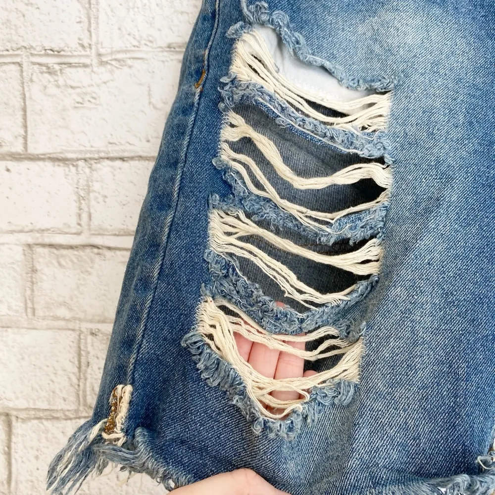 Just USA Distressed Denim Jean Shorts Size XS - Image 2