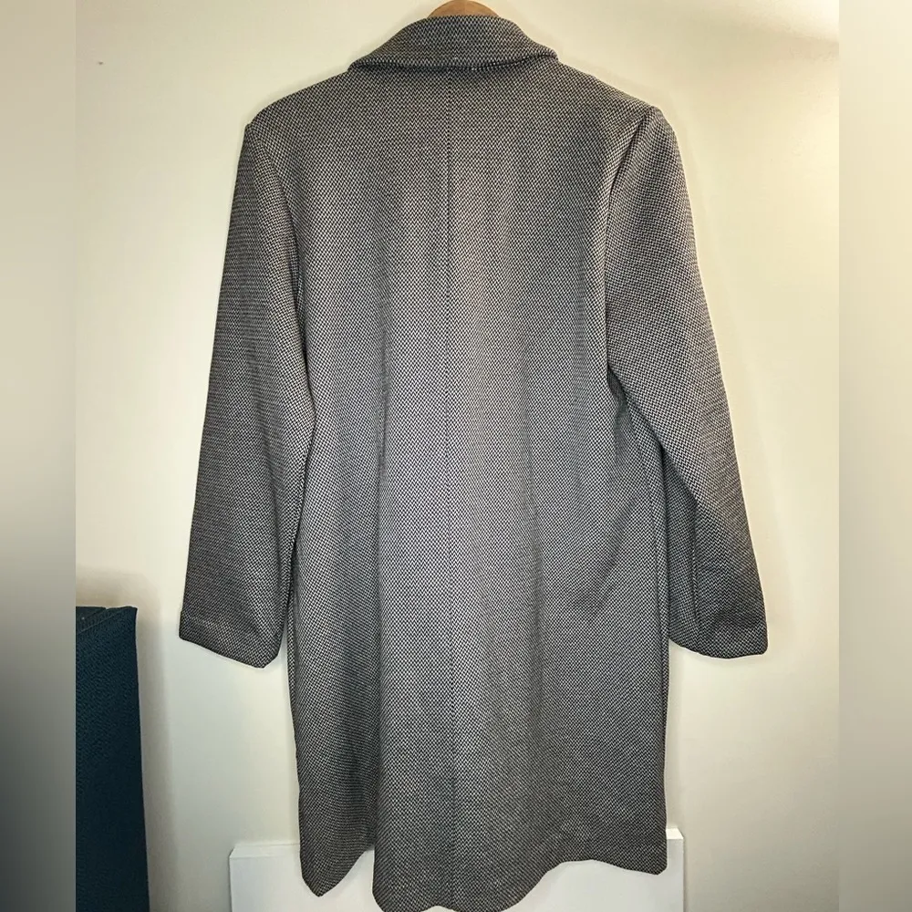 Philosophy  Black & Gray Houndstooth Ladies long Fall jacket single button Size L - Image 6