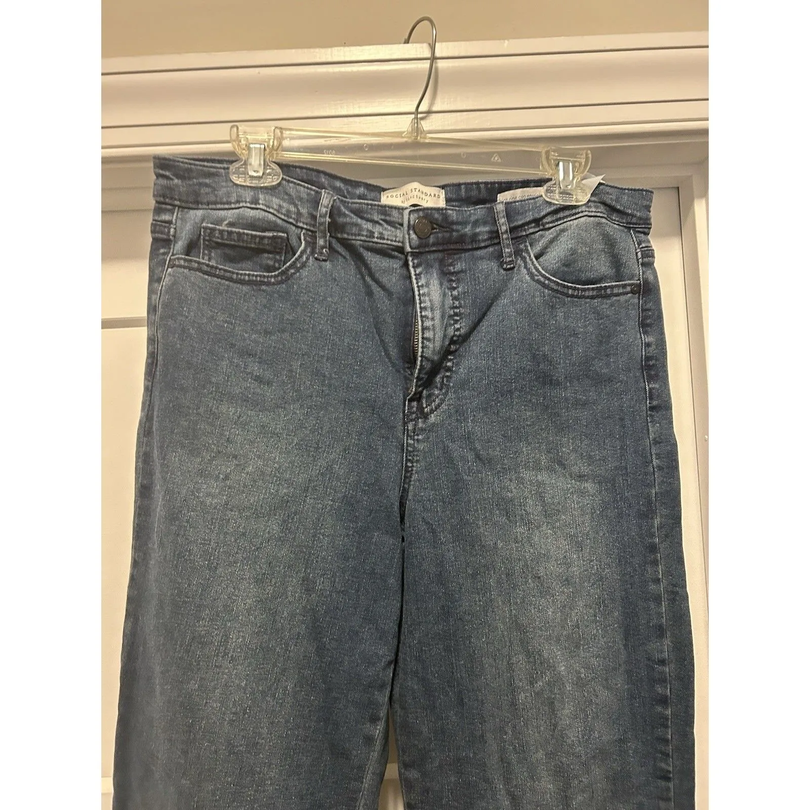 Social Standard by Sanctuary High Rise Crop Straight Size 12 Wide Leg City Jeans Blue - Image 2