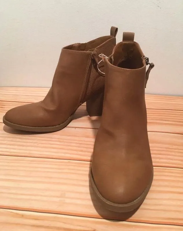 Brown Ankle Boots, Size 9 - Image 3