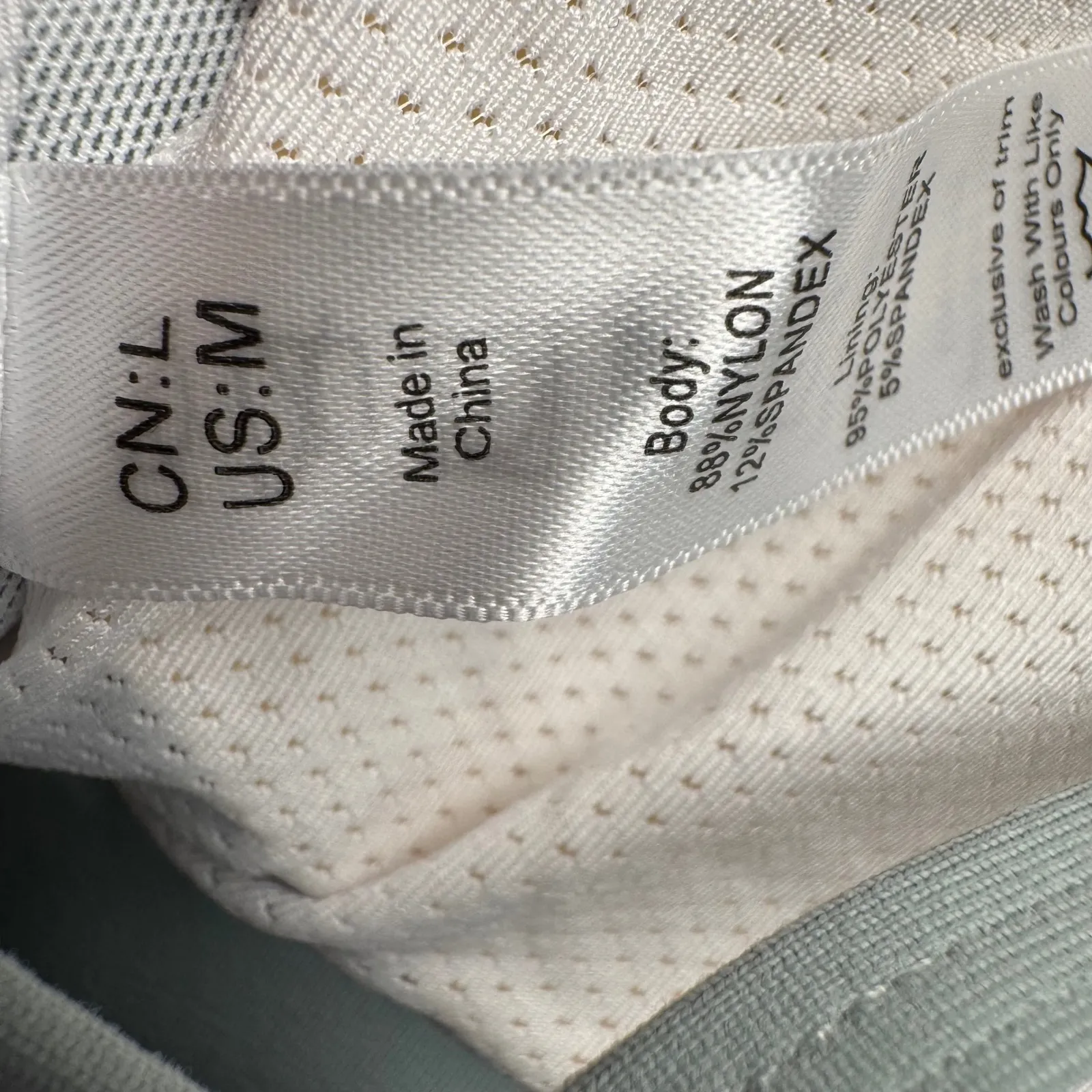 Light Blue Strappy‎ Sports Bra Size M Yoga Workout Fitness Athleisure Size M - Image 4