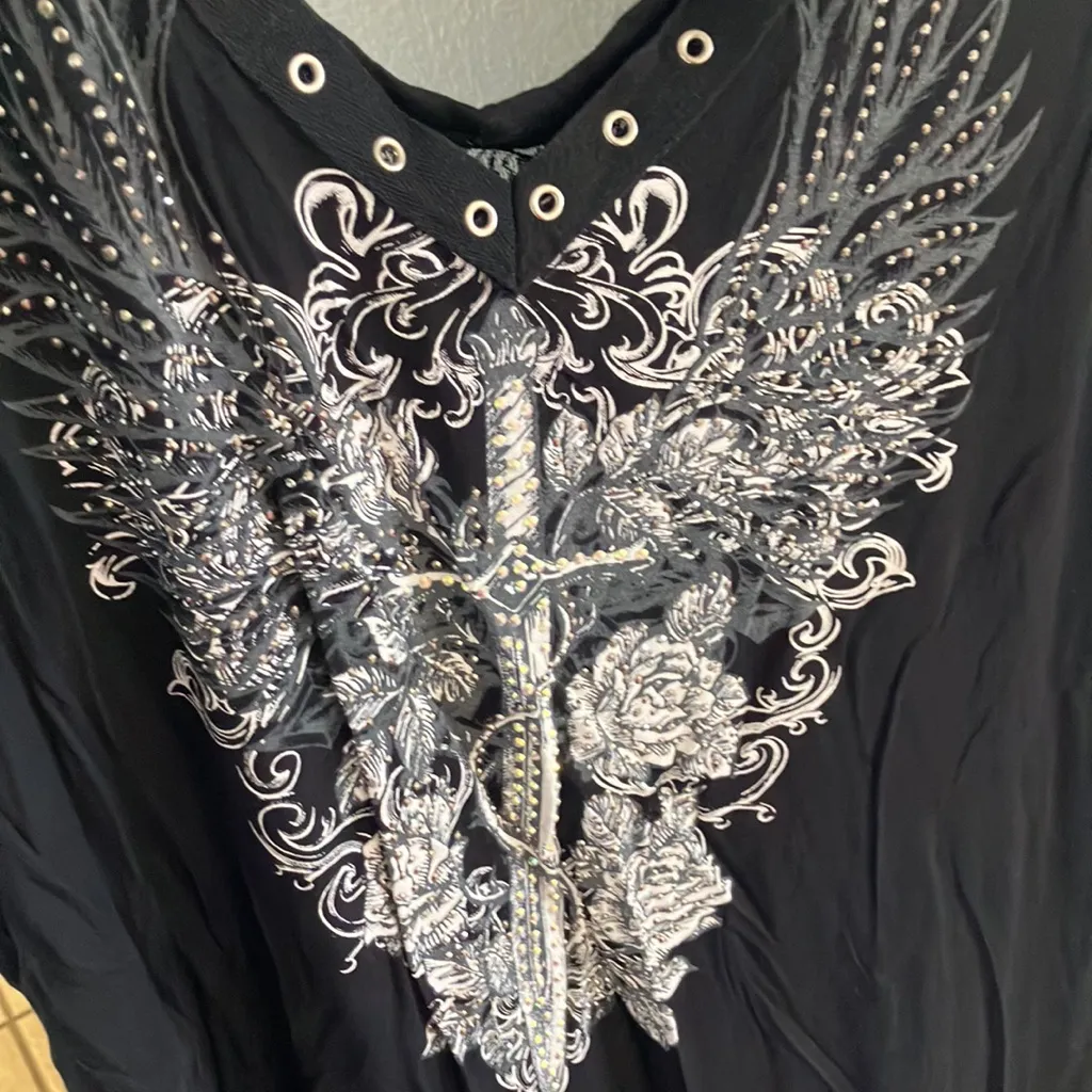 FINAL MARKDOWN Liberty wear fun and funky top xl - Image 2