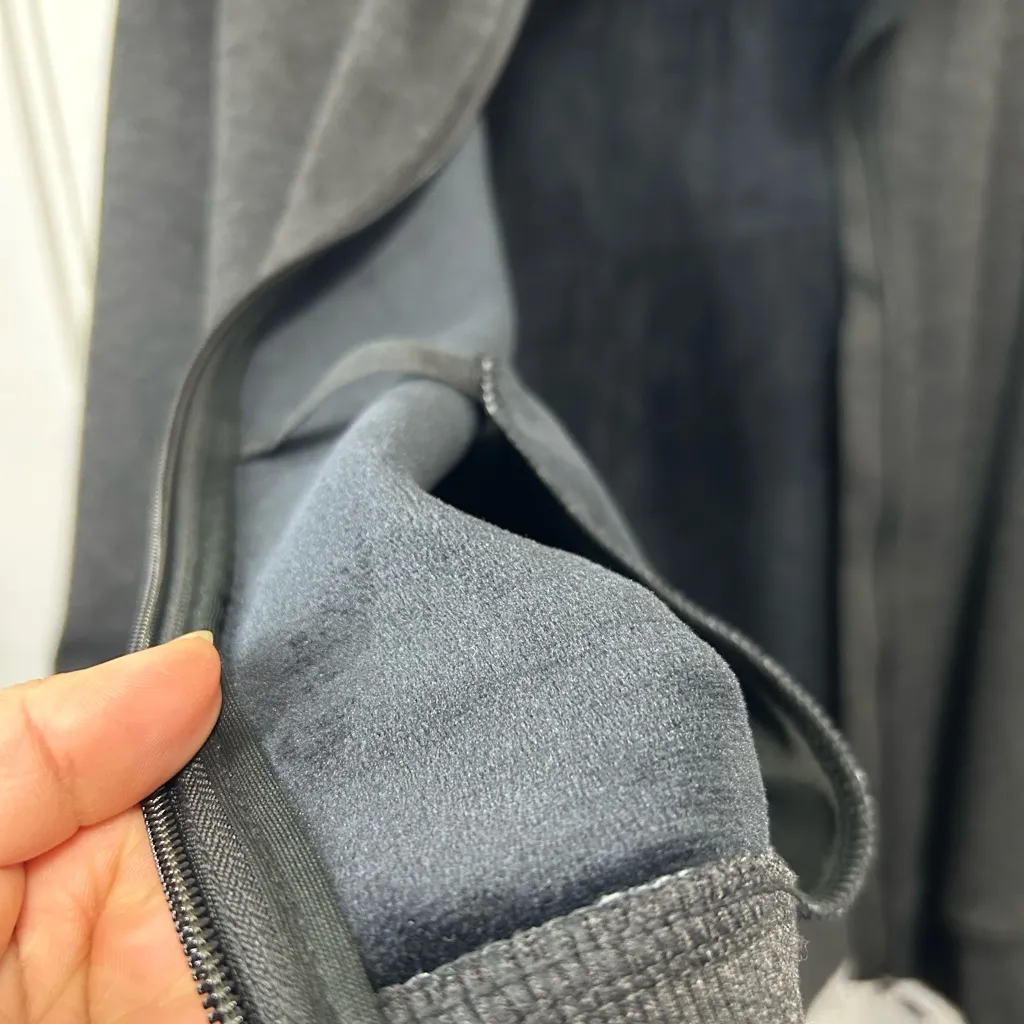 Mondetta Charcoal Zip-Up Jacket - Image 5