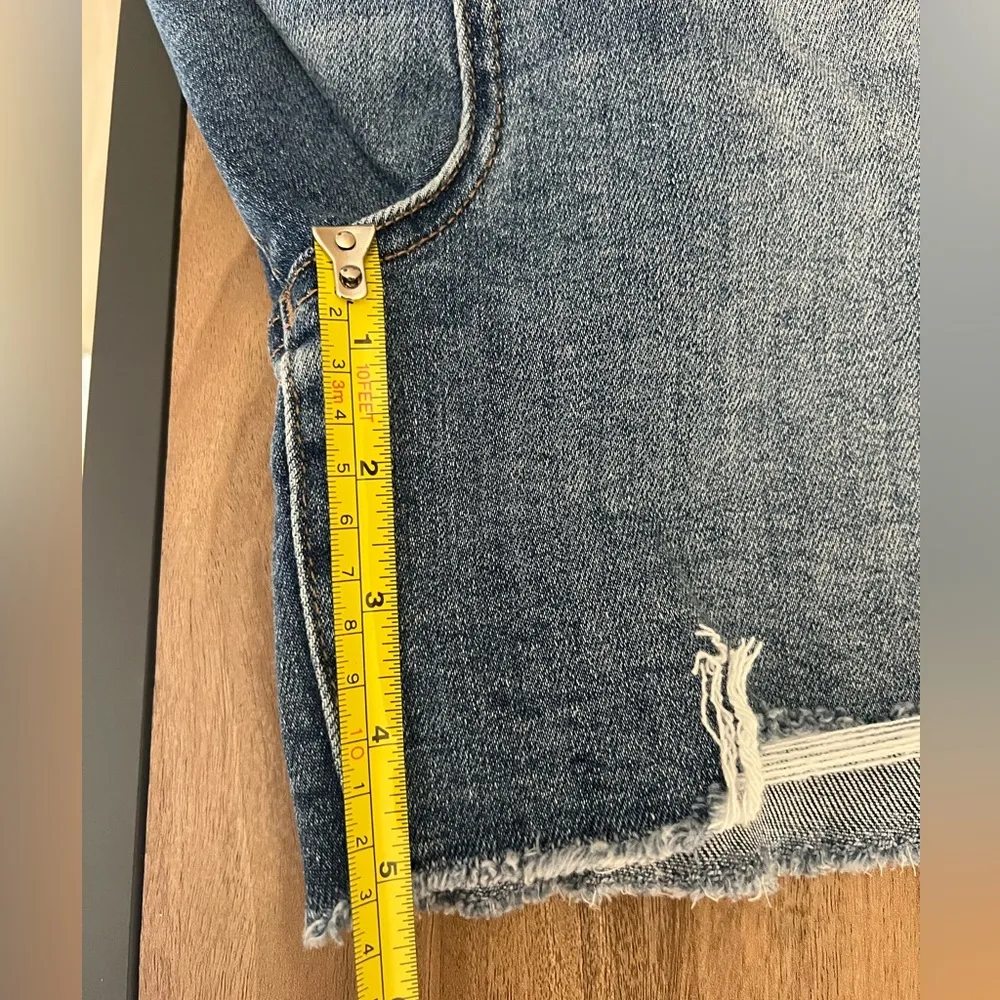 Mica Distressed Denim Shorts Size 1X NWT Size 14W-16W - Image 6