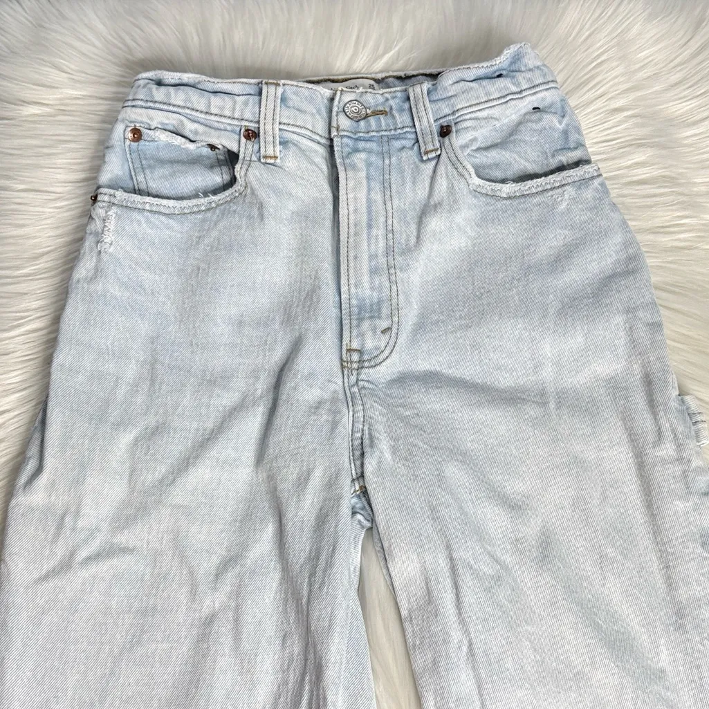 Abercrombie Light Wash The 90’s Straight Ultra High Rise Carpenter Jeans - Image 3