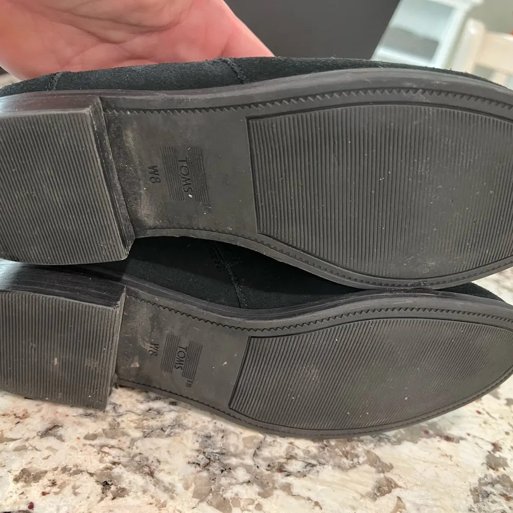 TOMS Shoes Womens 8 Shaye Loafers Black Suede Low Top Toe Casual - Image 6