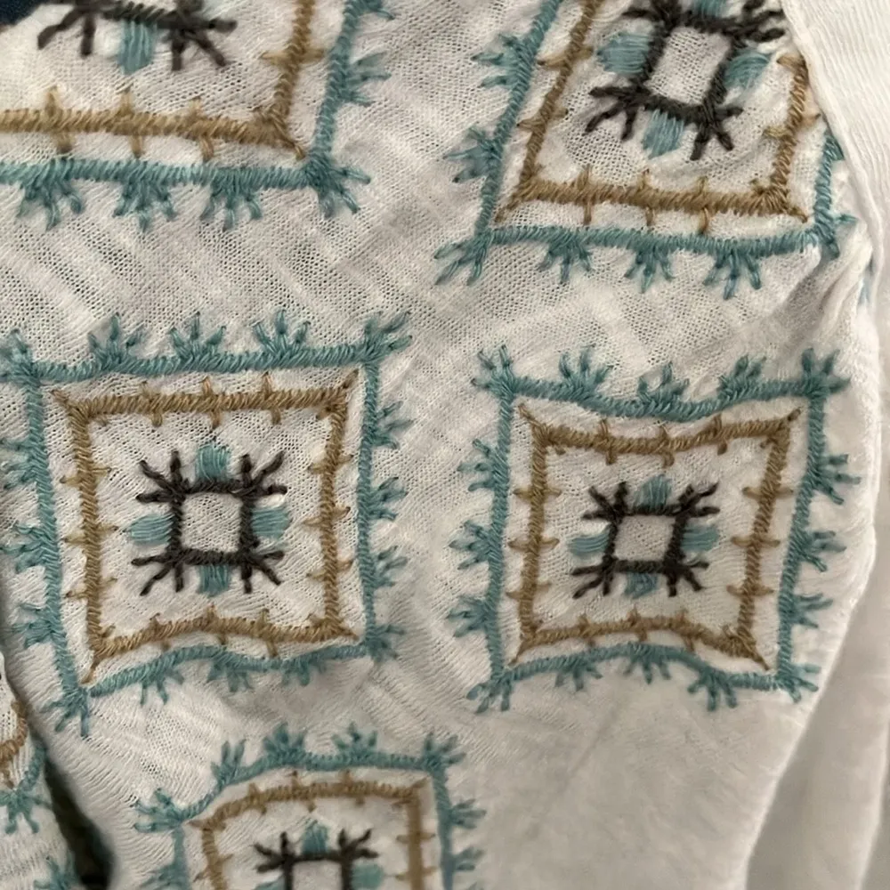 J.Jill- pure Jill-White, sheer, embroidered elastic sleeves- SOFT-long sleeve-XS - Image 4