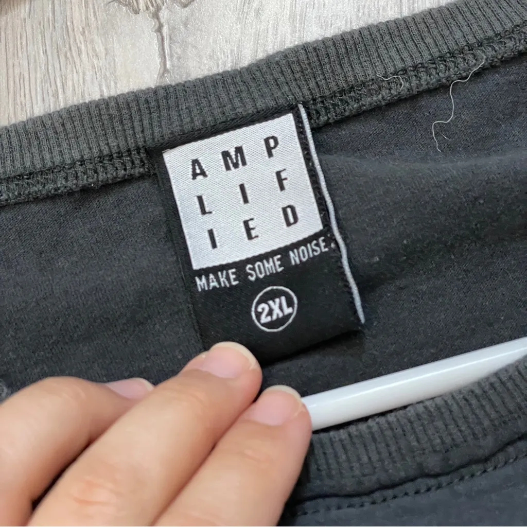 Grunge Music Tshirt elton john amplified tee womens Gray (size 2xl) retro casual - Image 2