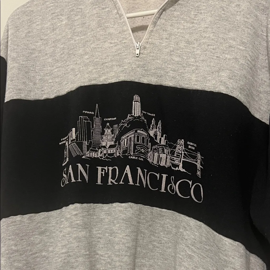 Gray and Black San Francisco Sweatshirt Size M - Image 2