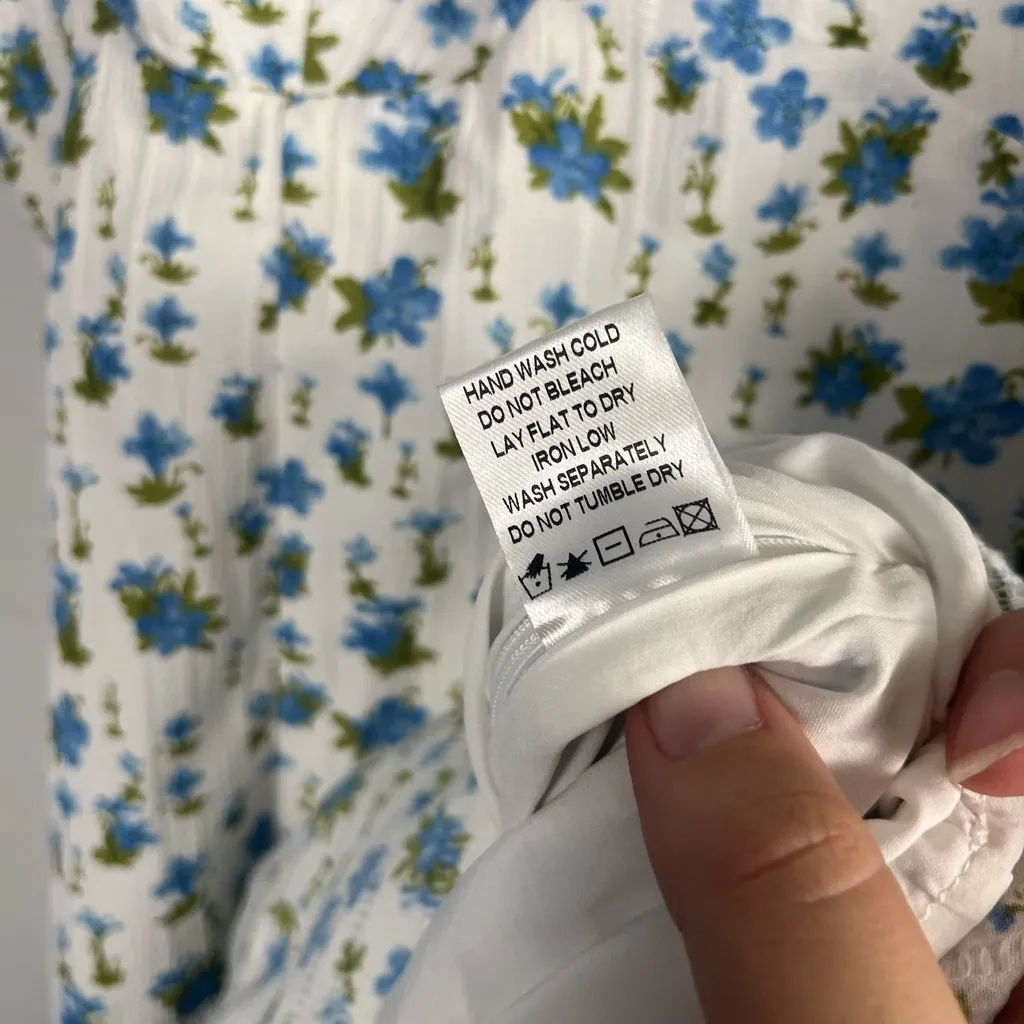 REVOLVE MORE TO COME Olivia Mini Dress white blue floral asymmetrical size small - Image 6