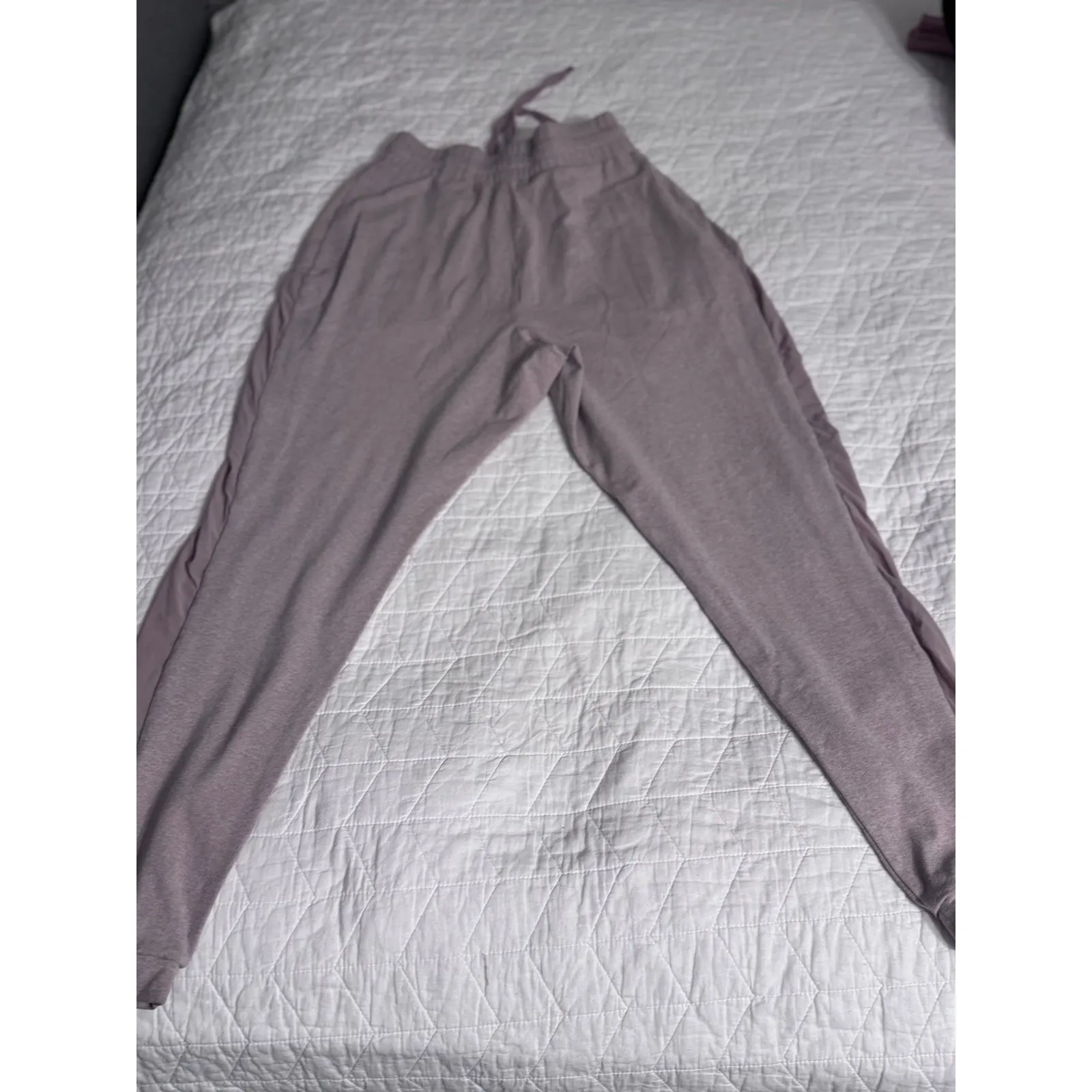 Gymshark Women's Size Medium Pink High Rise Leg Jogger Pants‎ - Image 5