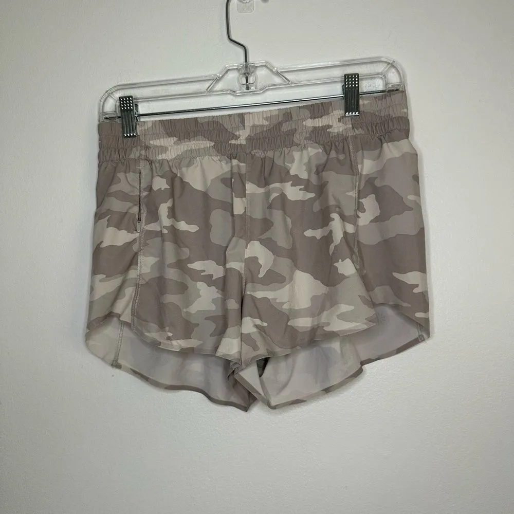 Athleta Printed Hustle 3" Short Taupe Camo Sz S Gym Running Athletic - Image 3