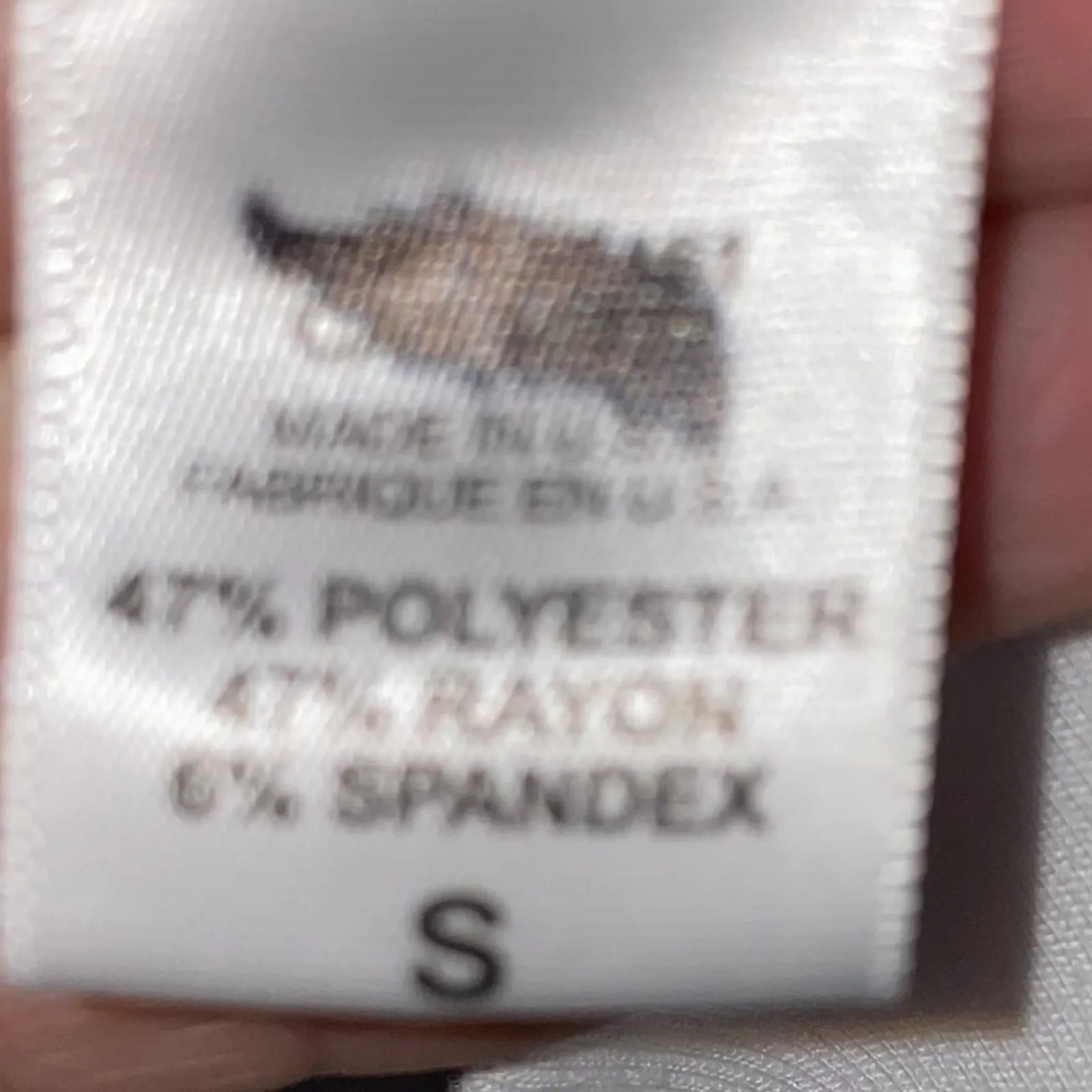 Wildfox “Kiss Me Yule Love It” Graphic Sweatshirt Mistletoe Holiday Small - Image 3