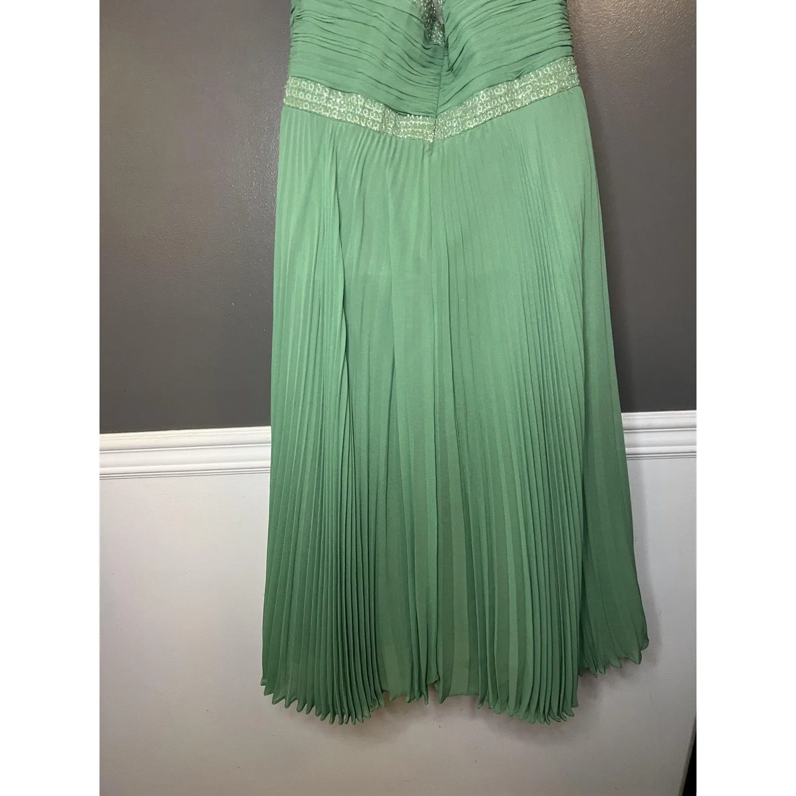 Jones New York Dress Womens 12 Green Silk Pleated Beaded Halter Evening Gown - Image 8