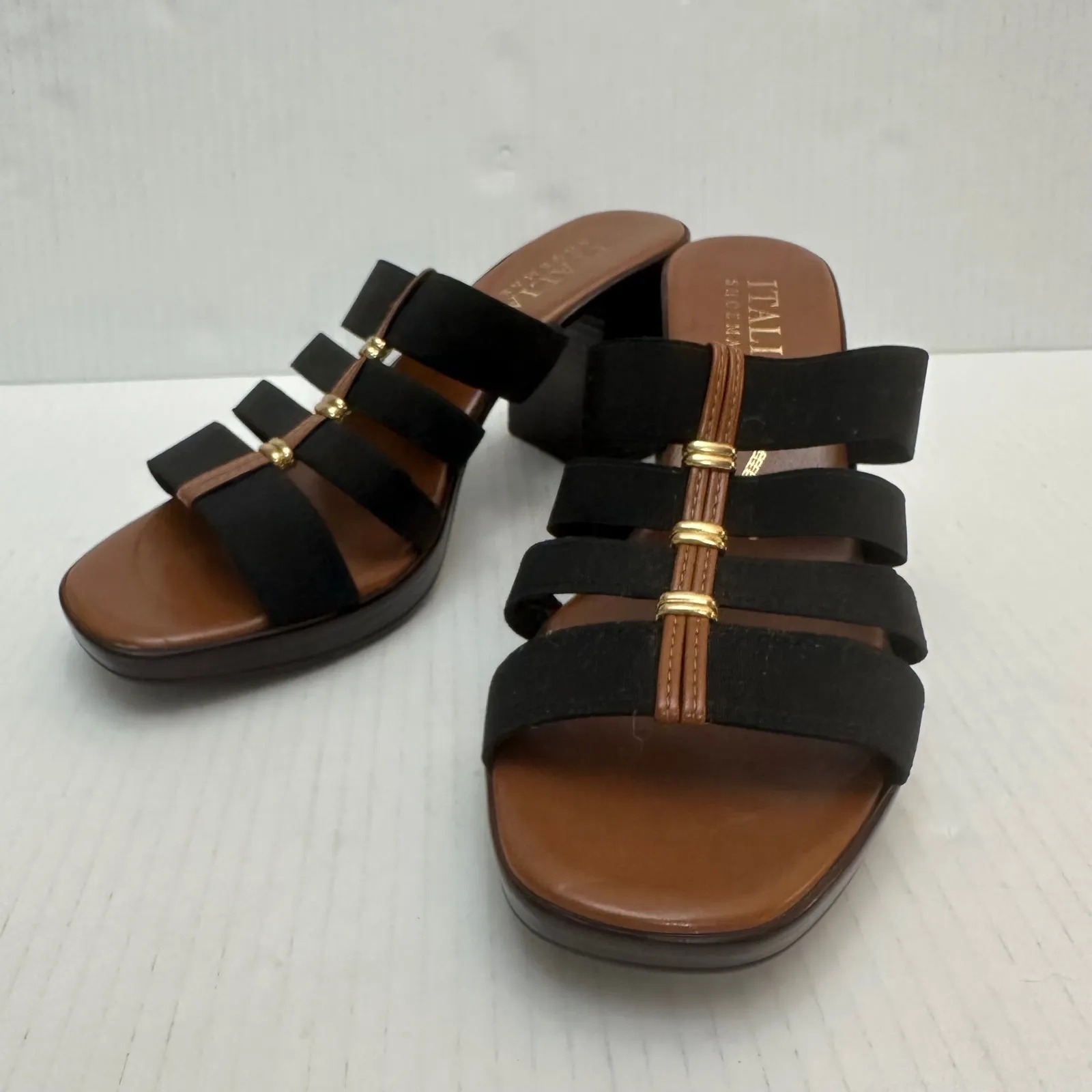 Italian Shoemaker Womens 8 Black Elastic Strappy Block Heel Mules Slides Sandals - Image 10