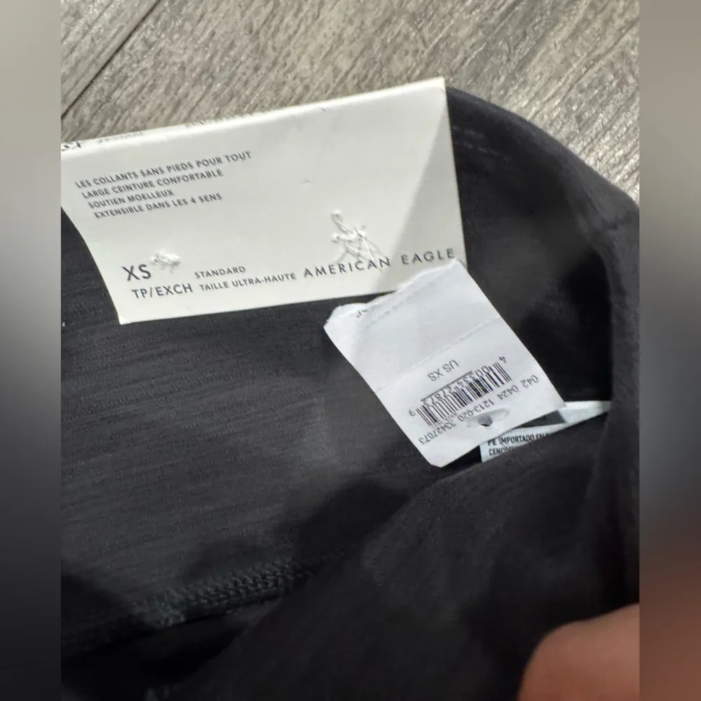 AMERICAN EAGLE the highest rise the everything leggings 🤍 - Image 11