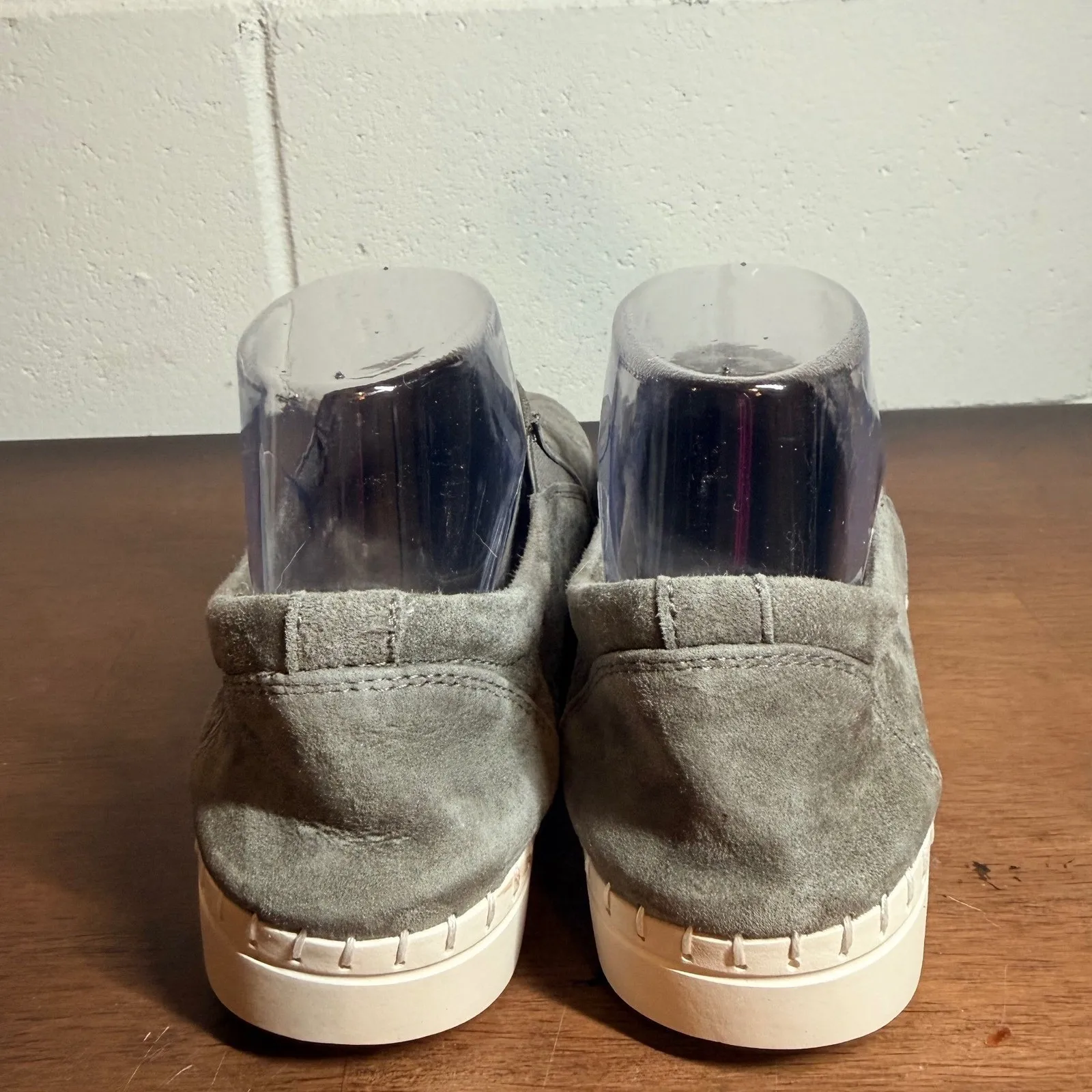 Bella Vita Women Gray Perforated Suede Slip On Sneakers Comfort Casual Size 8.5 - Image 5