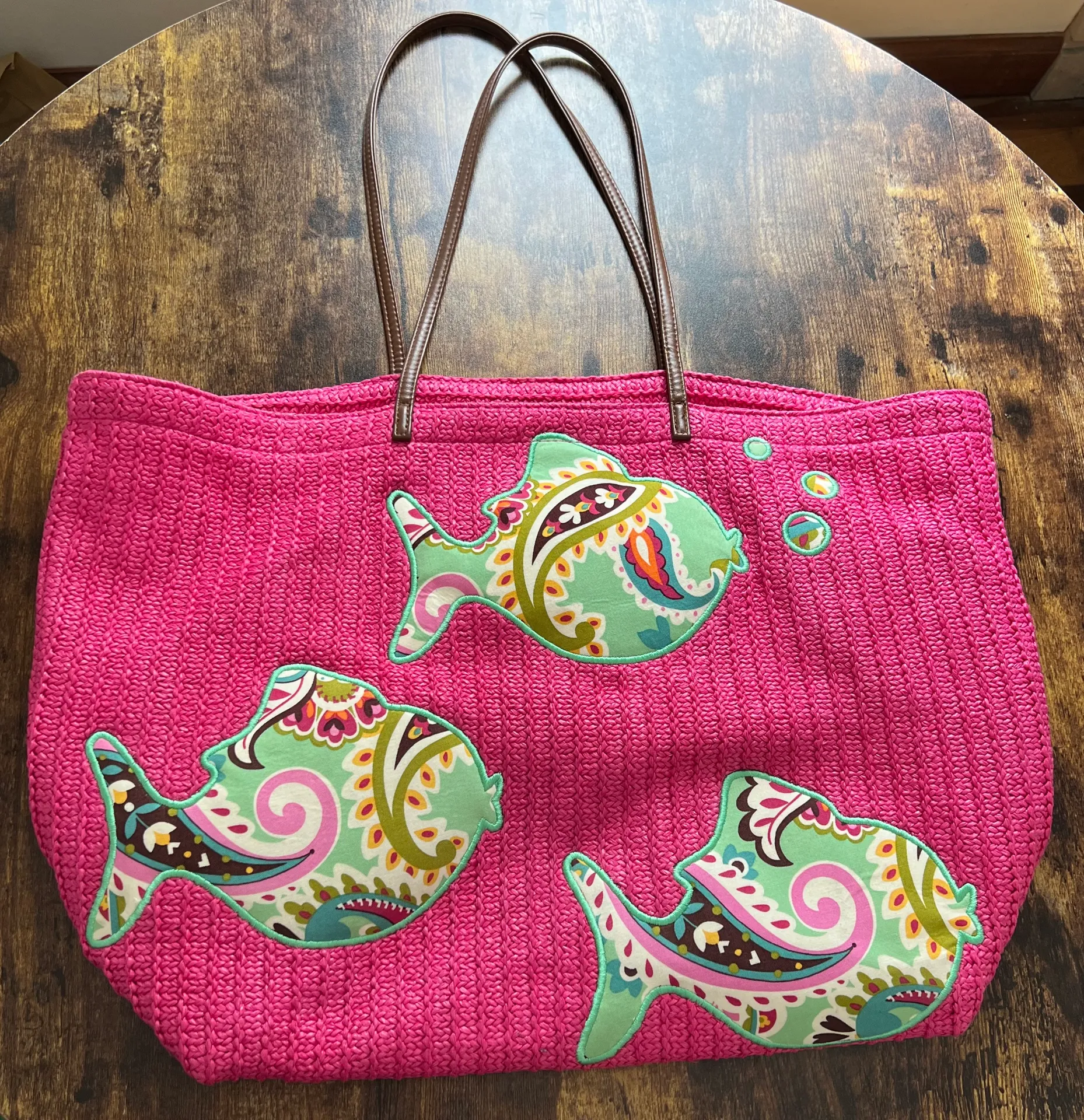 Vera Bradley | Seashore Tote Resort Medallion handbag - Image 4