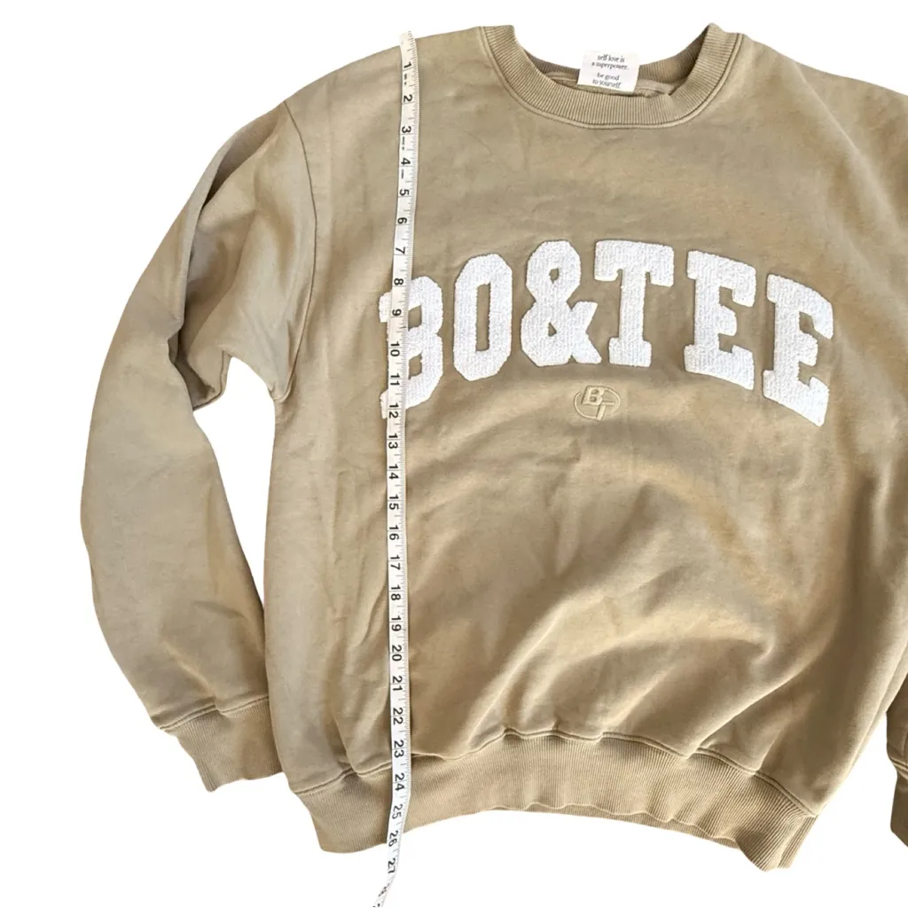 Bo & Tee Classic Crewneck Sweatshirt S/M Olive | Faux Shearling Varsity Letters Tan Size undefined - Image 12