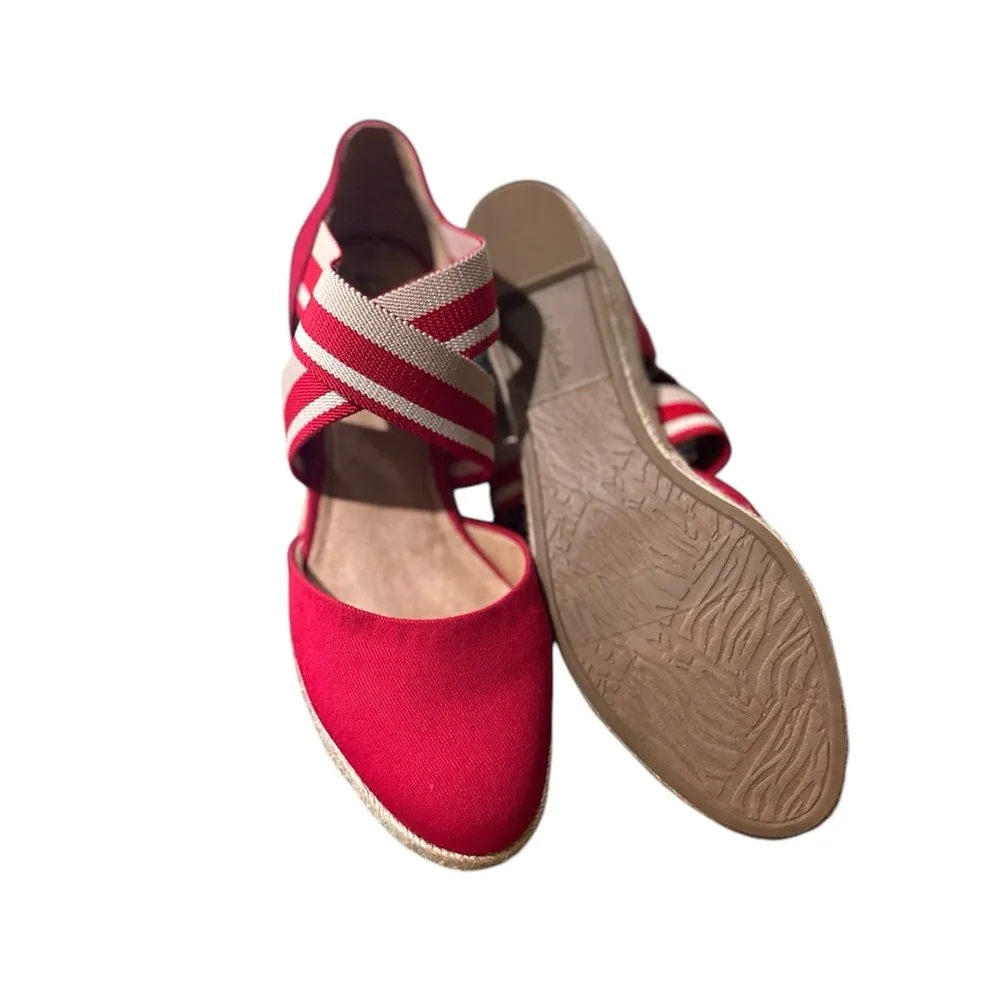 NEW LifeStride Womens Keaton Canvas Slip On Wedge Heels - Image 6