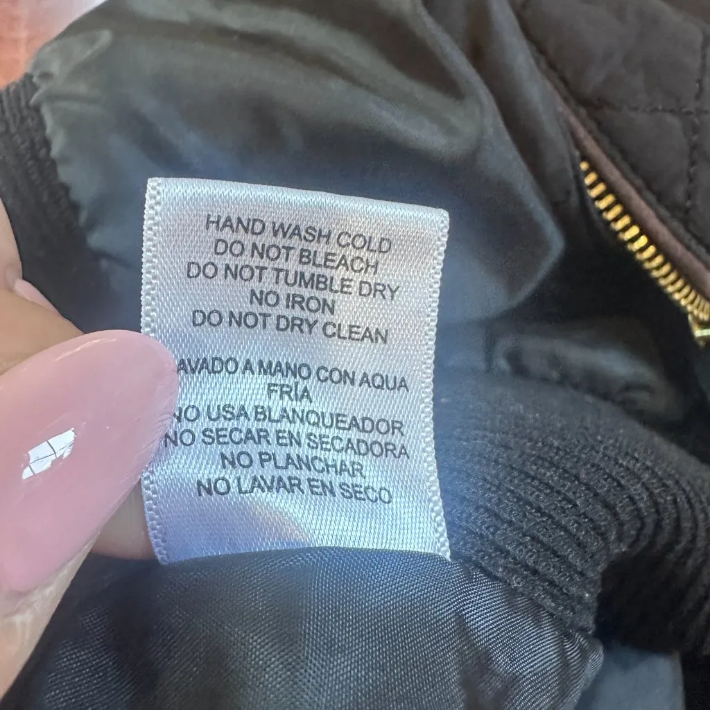 LOVE TREE Quilted Puffer Vest with Gold Zipper accents Size Small - Image 10