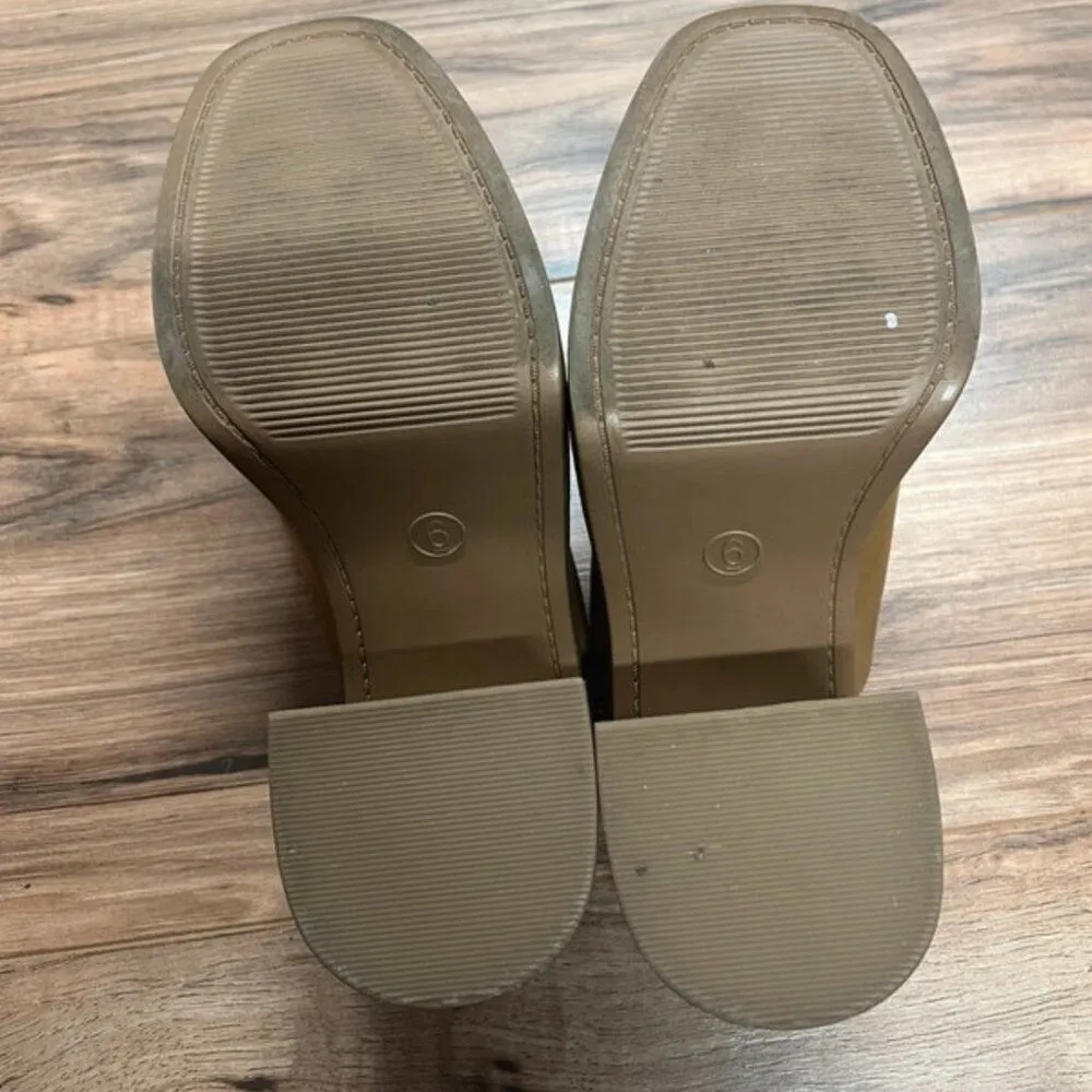 Universal Threads Universal thread size 6 clogs - Image 2