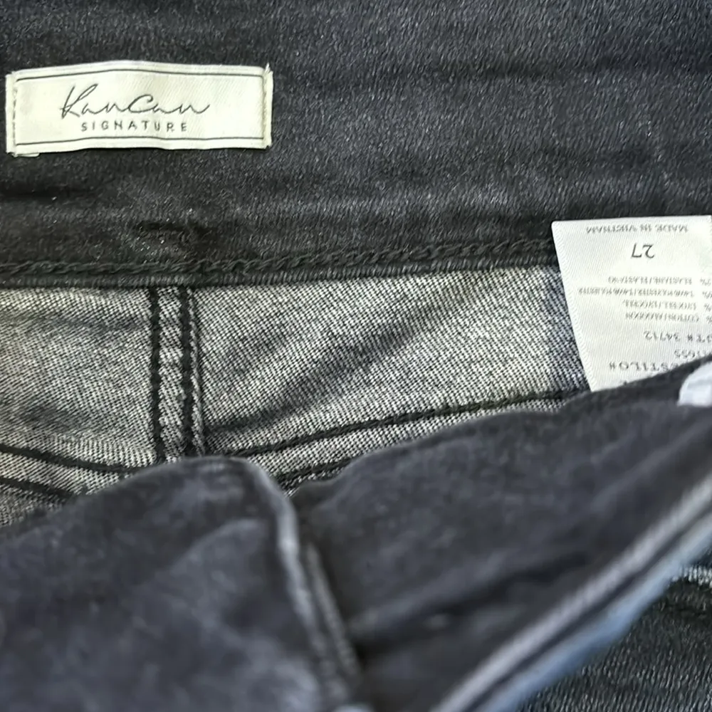 Ultra high rise KURVY shorts in size 27 • KanCan - Image 3