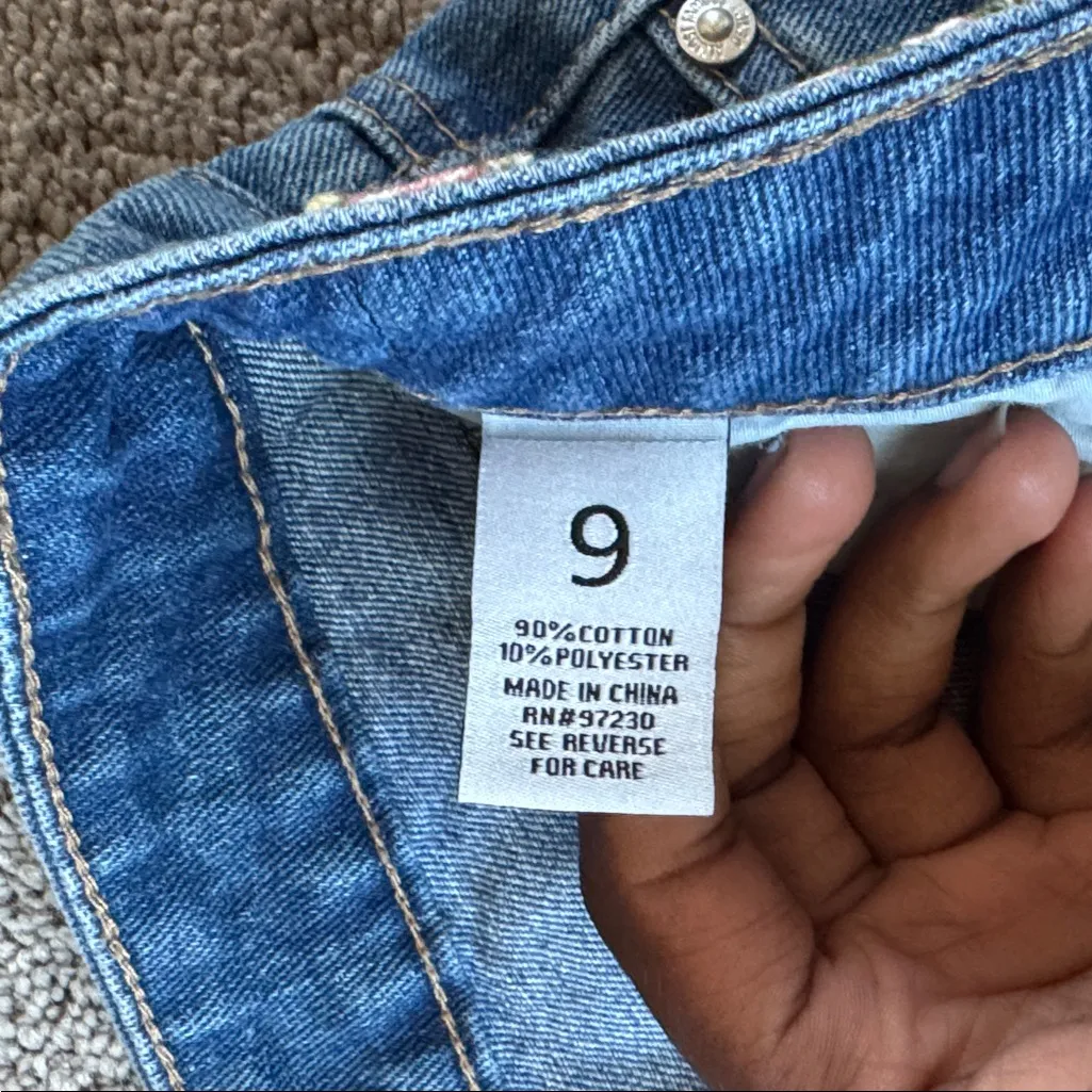 Almost Famous Vintage Distressed Patchwork Jeans SIZE 9 - Image 4