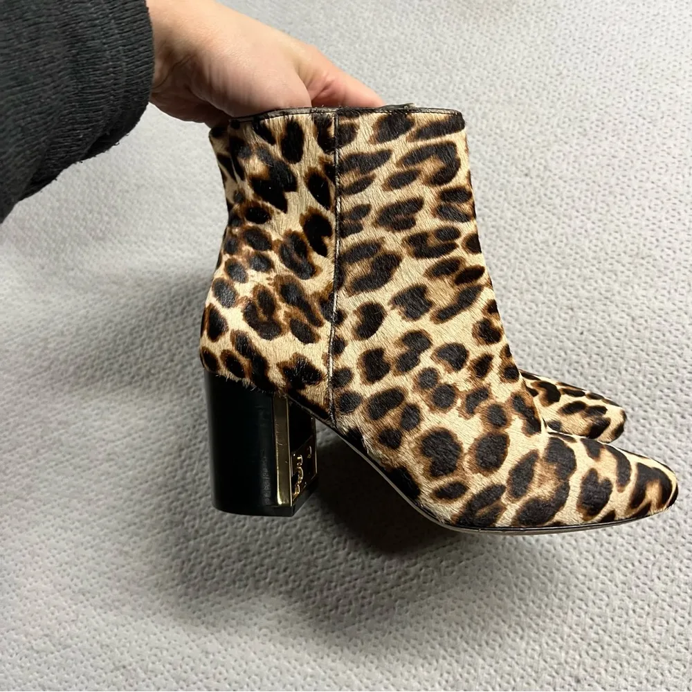Tory Burch Brooke Leopard Calf Hair Ankle Heeled Booties Animal Print Size 5.5 - Image 3