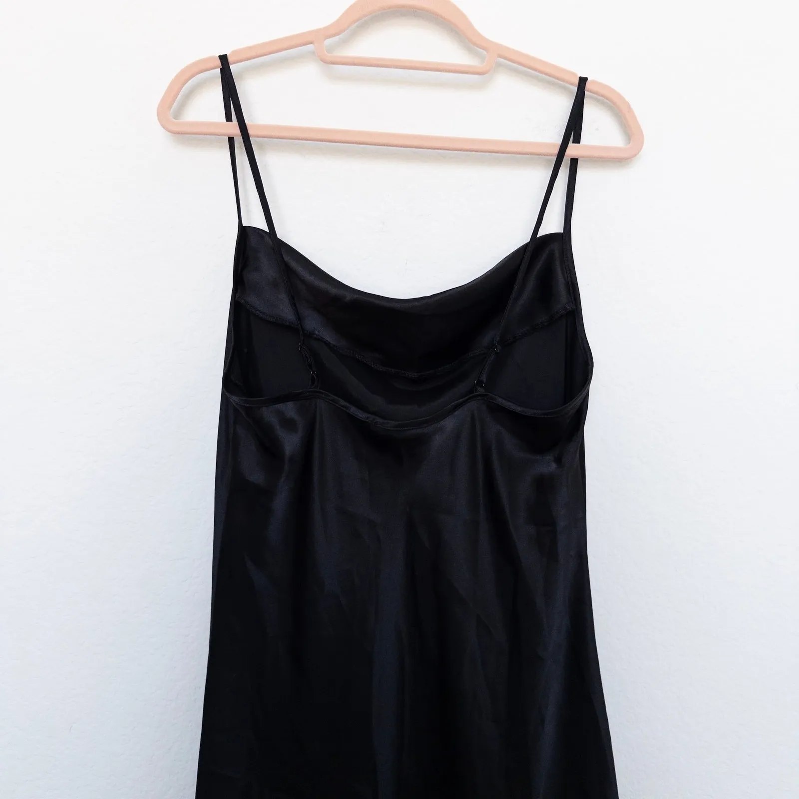 Y2K Bebe Womens Dress Size M Black Satin Slip Midi Minimalist 90s‎ Party Cowl - Image 6