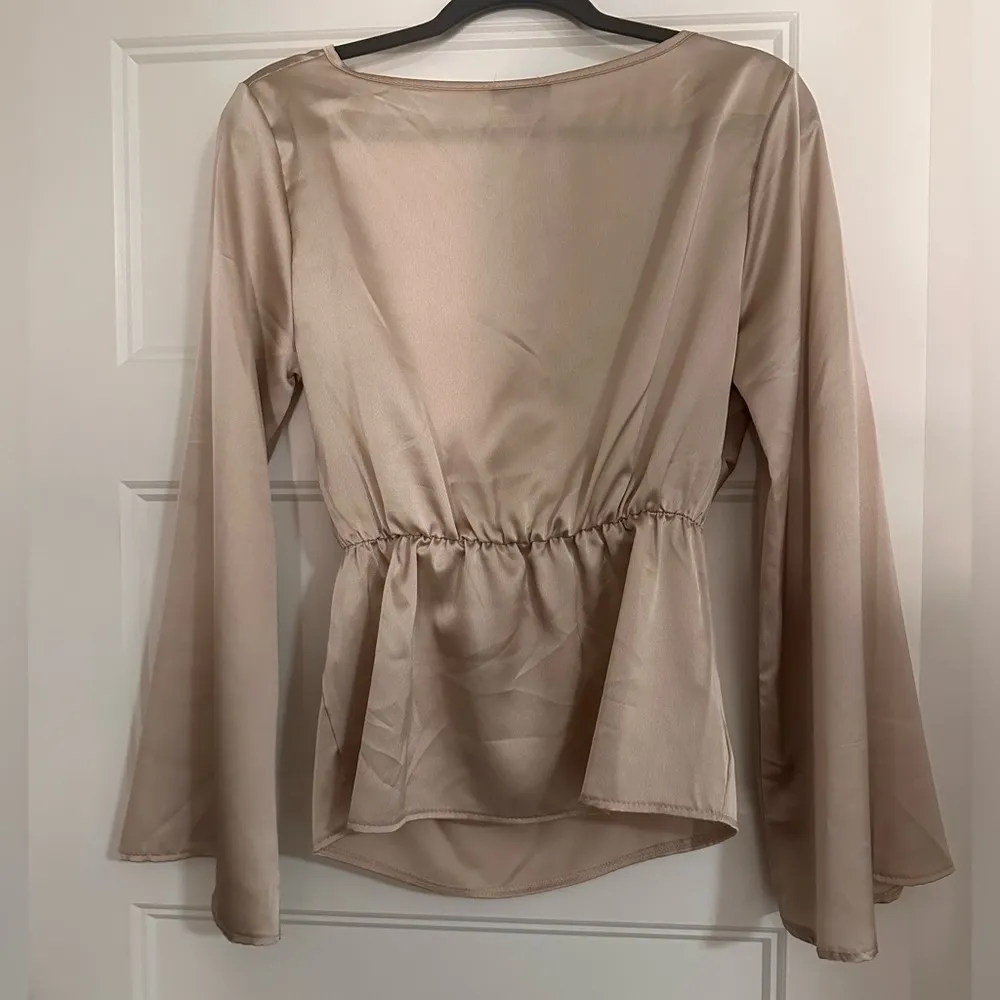 Boohoo Satin Top - Image 5