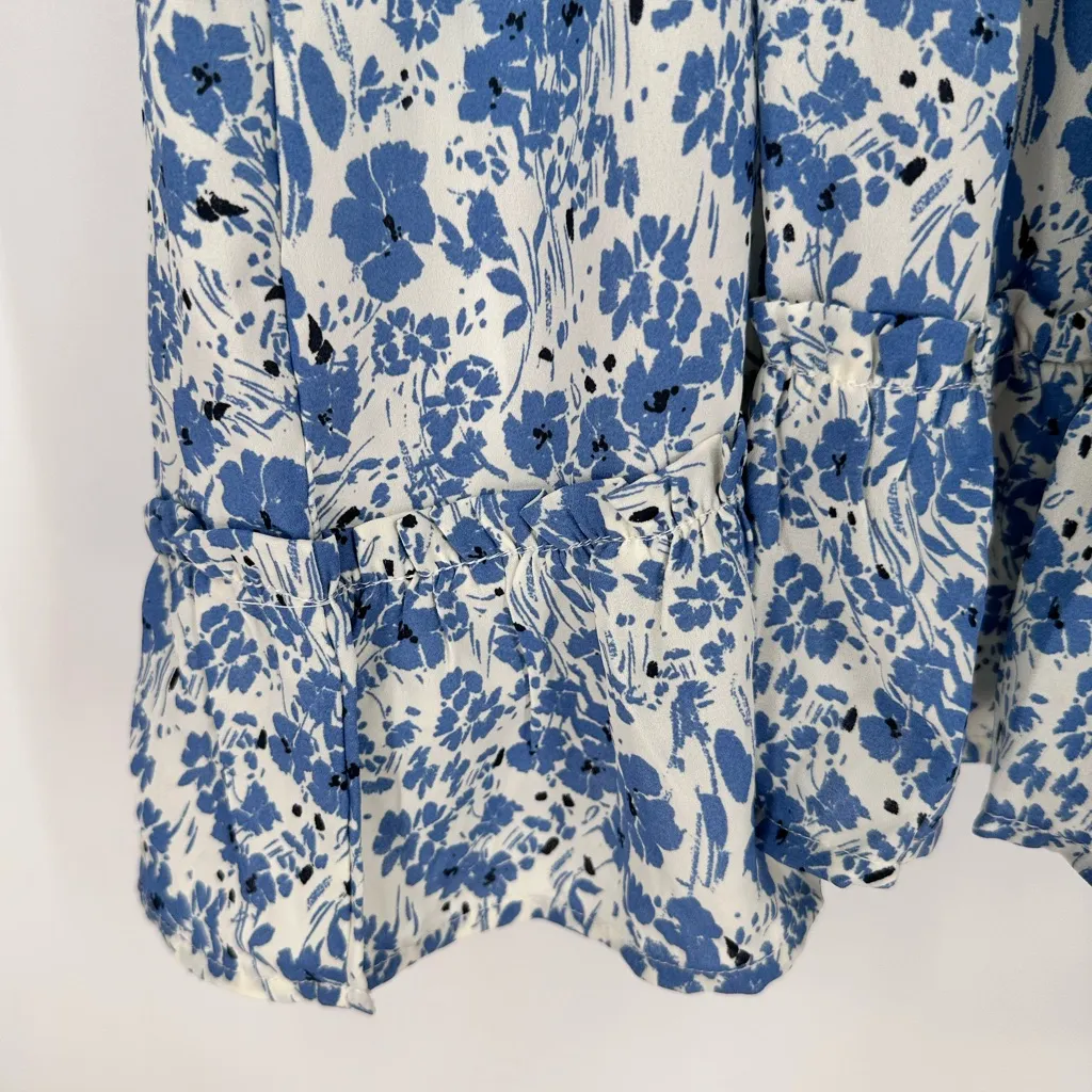 Mittoshop Blue Floral Dress size 1X Short Flutter Sleeves Smocked Waist NWT - Image 6