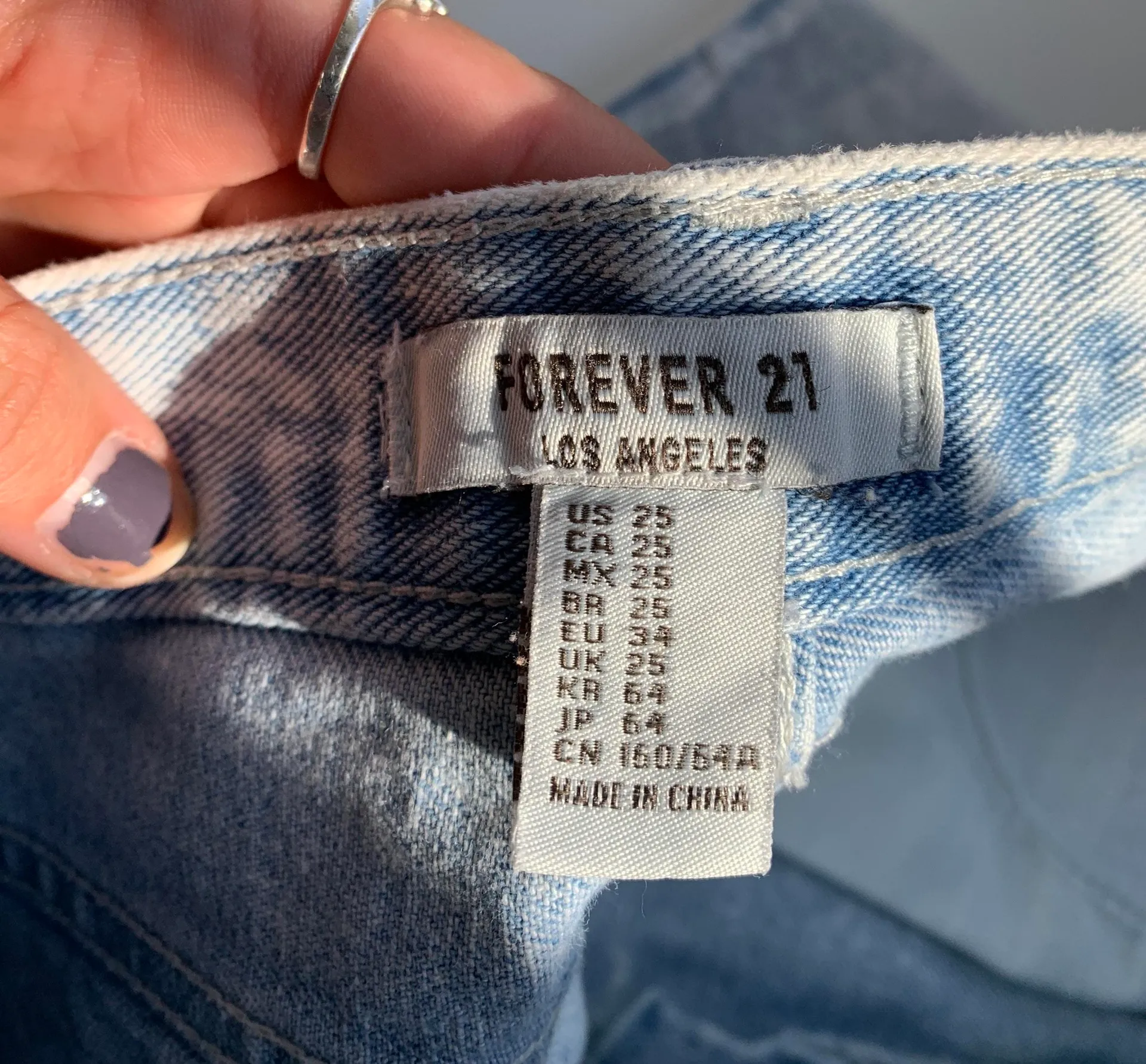 Light Wash Jean Shorts - Image 4