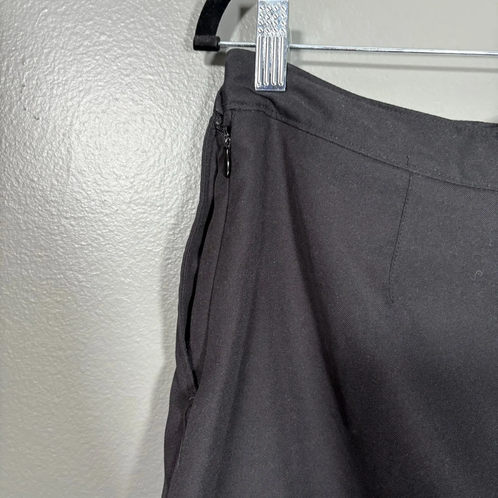 Greg Norman Women's Athleisure Black Golf Shorts/Skirt Skort - Image 5