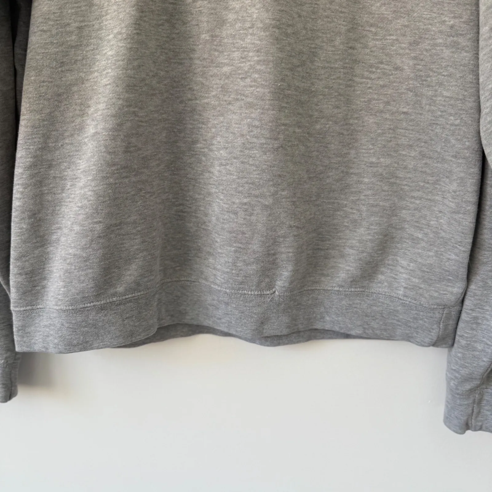 J America Auburn Tigers Women's‎ Crewneck Sweatshirt Gray Sz Large Embroidered - Image 5