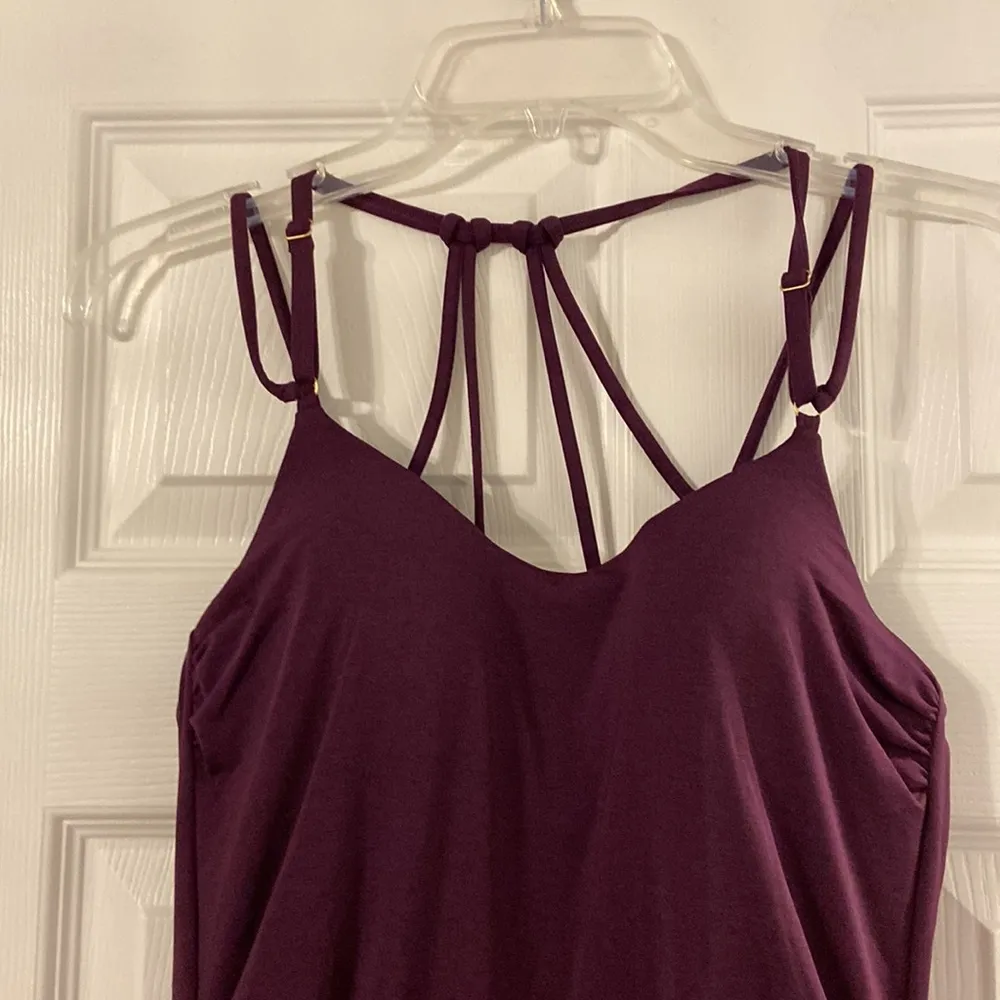 ATHLETA Women’s Swim Top/Tankini  size XXS brand new with tag length 18” - Image 2