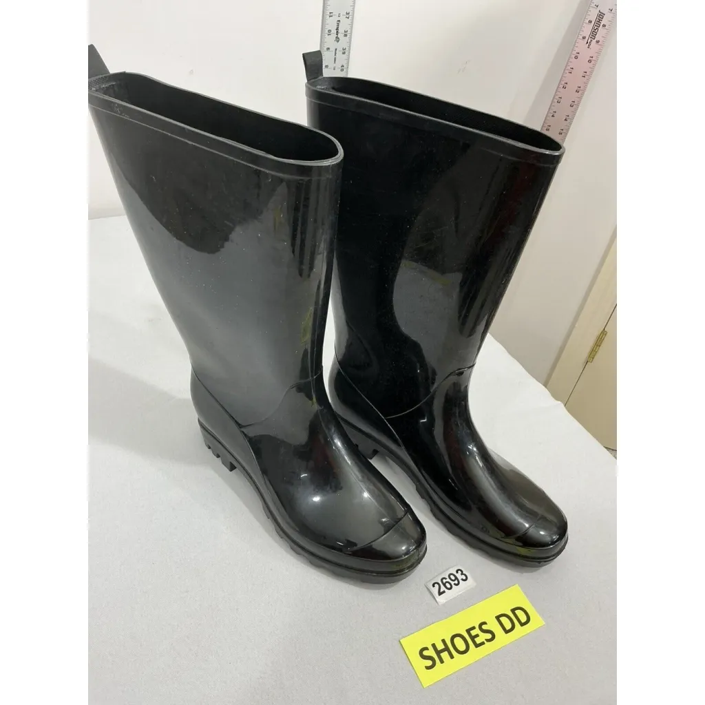 Womans Size 9 Black Tall Rubber Rain Boots - Image 2